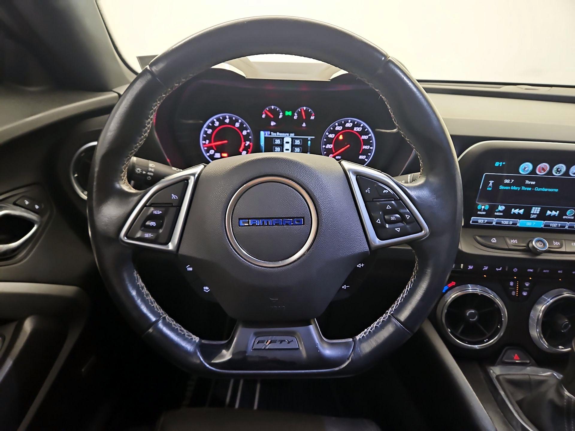 Thumbnail: 2017 Chevrolet Camaro - 10