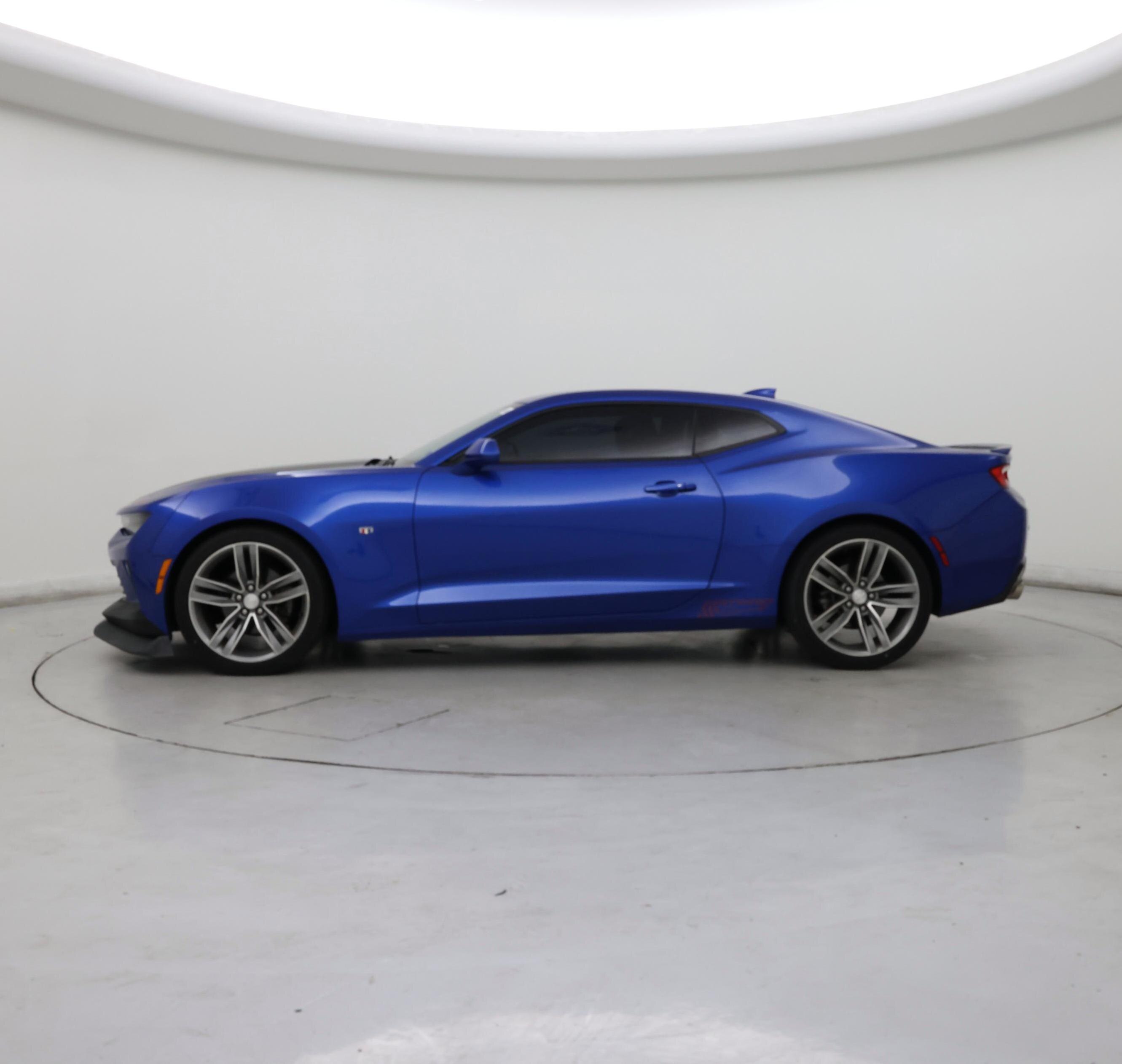 Thumbnail: 2017 Chevrolet Camaro - 3