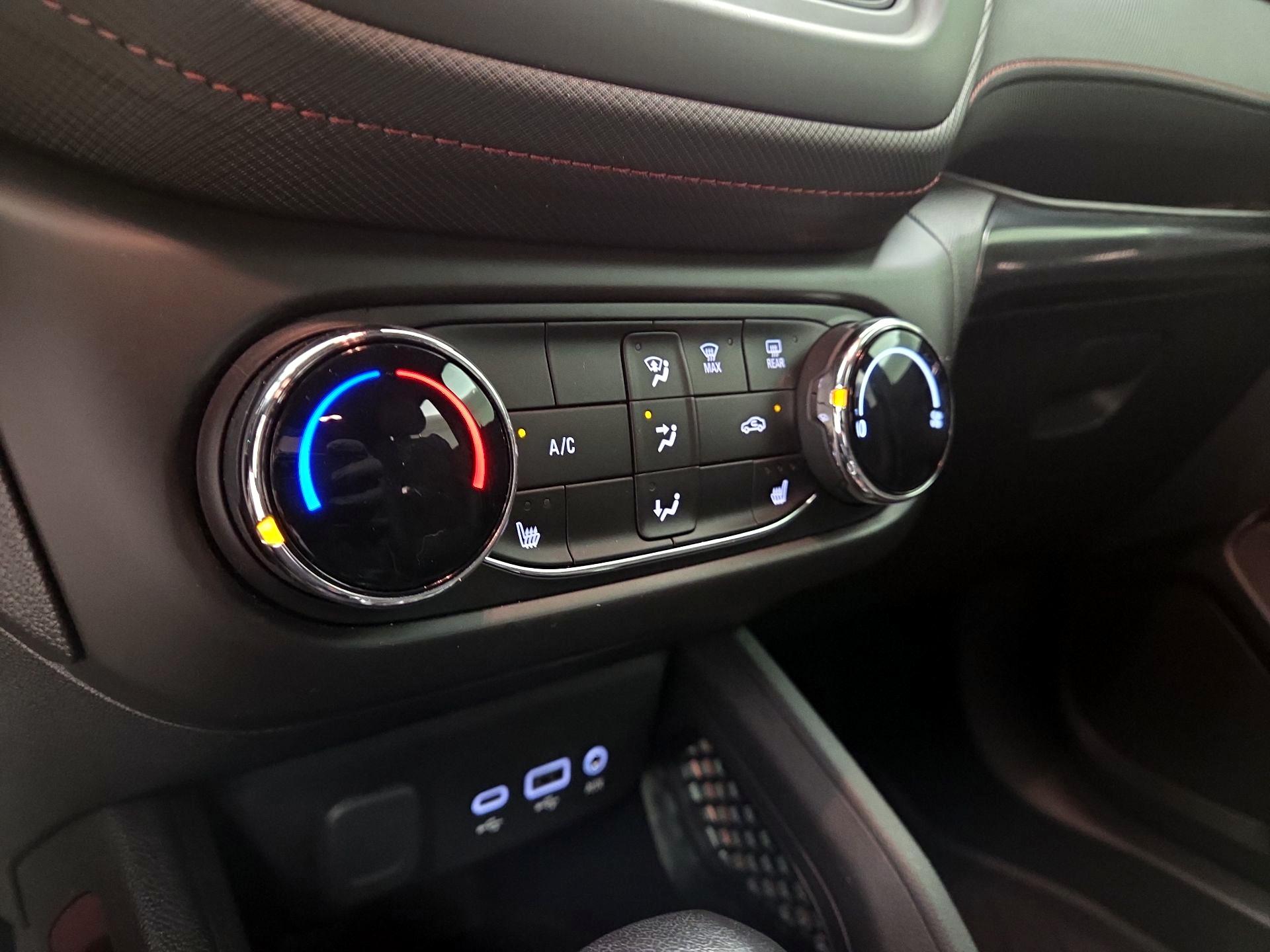 Thumbnail: 2023 Chevrolet TrailBlazer - 16