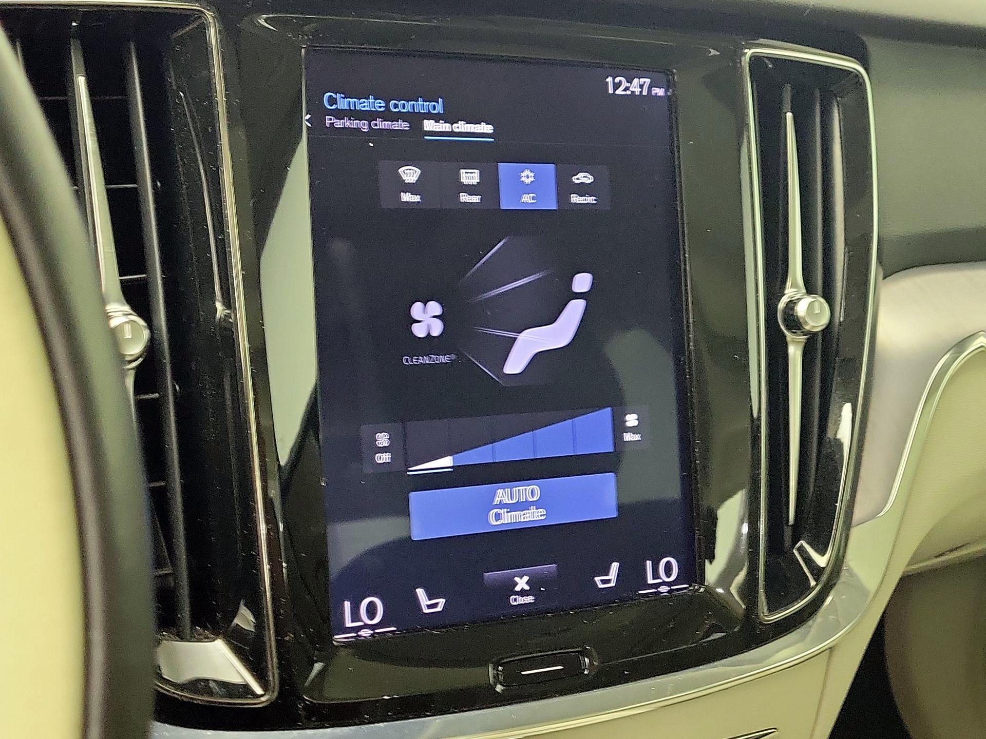 Thumbnail: 2020 Volvo S60 - 16