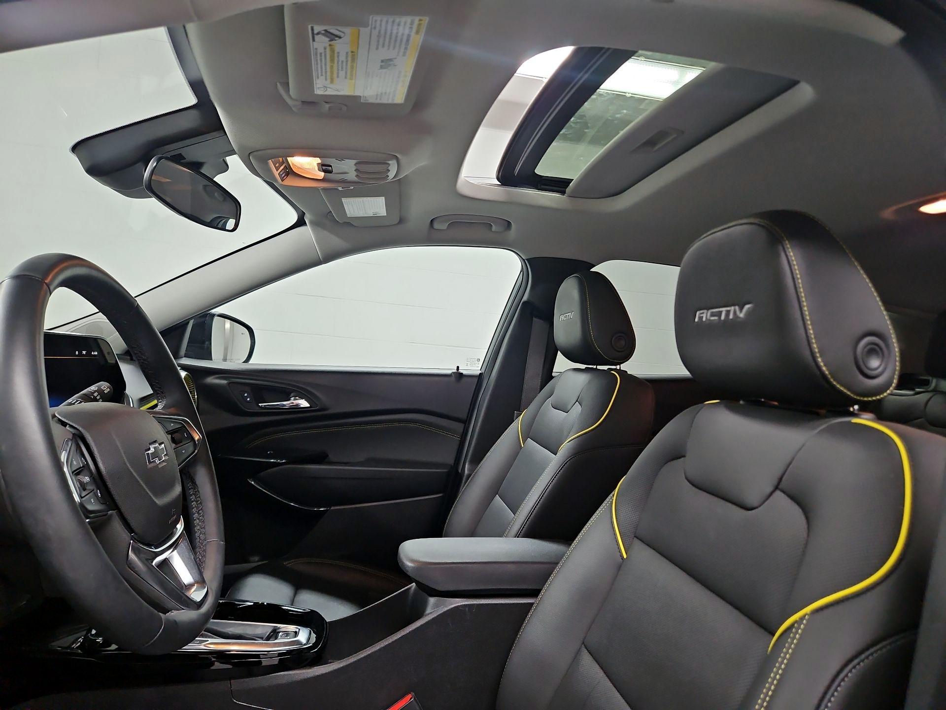 Thumbnail: 2025 Chevrolet Trax - 19