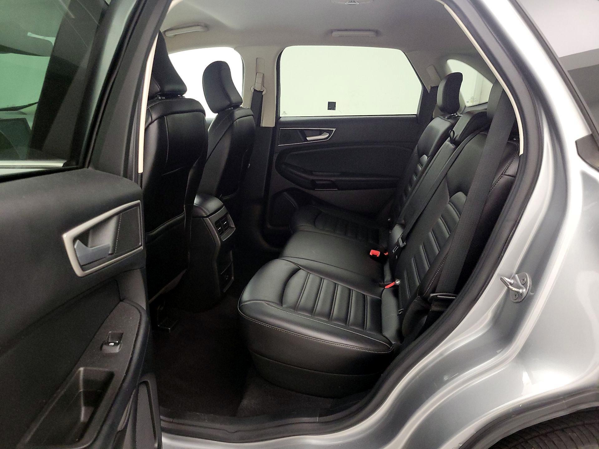 Thumbnail: 2022 Ford Edge - 20