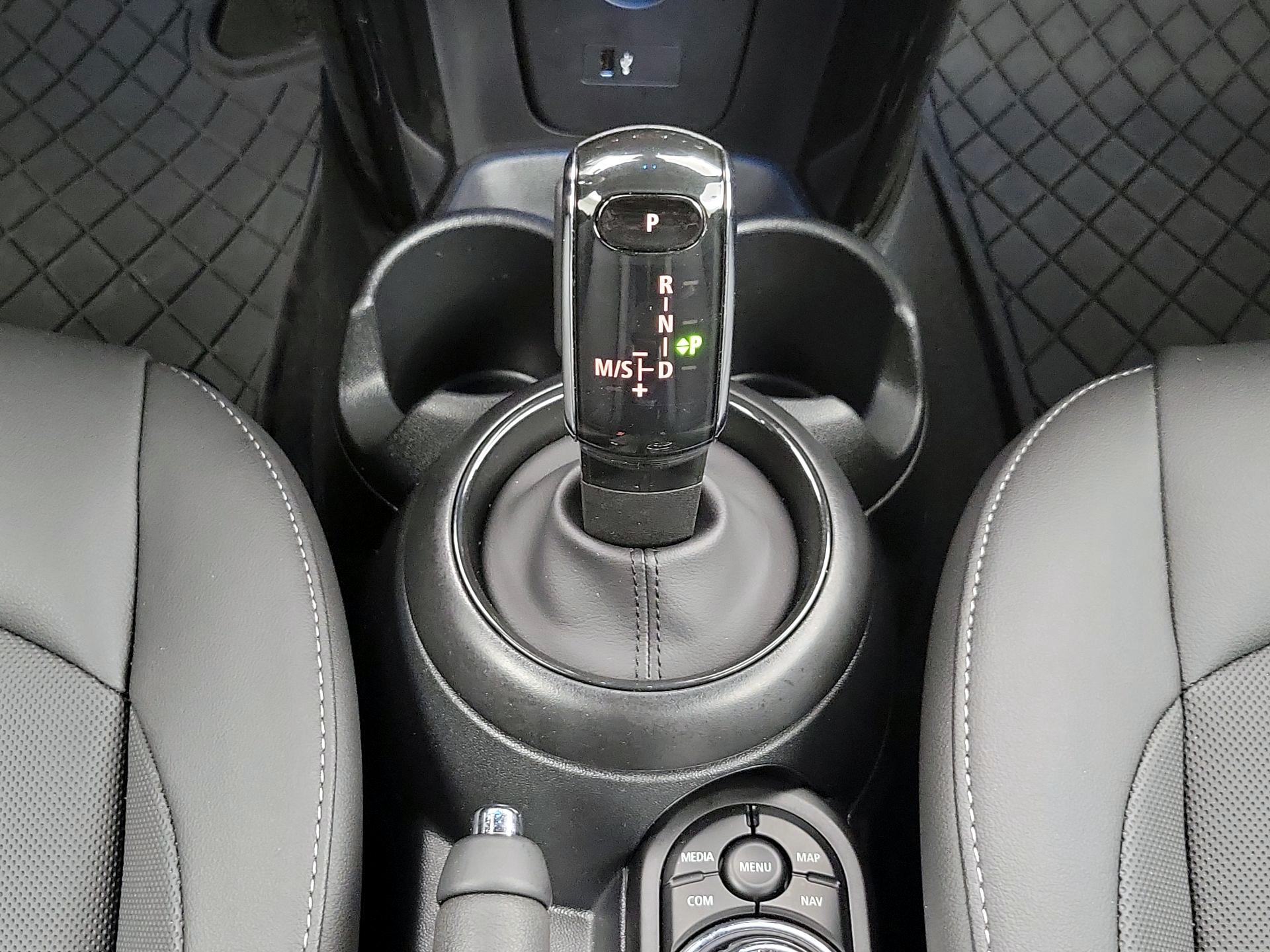 Thumbnail: 2024 MINI Cooper - 18