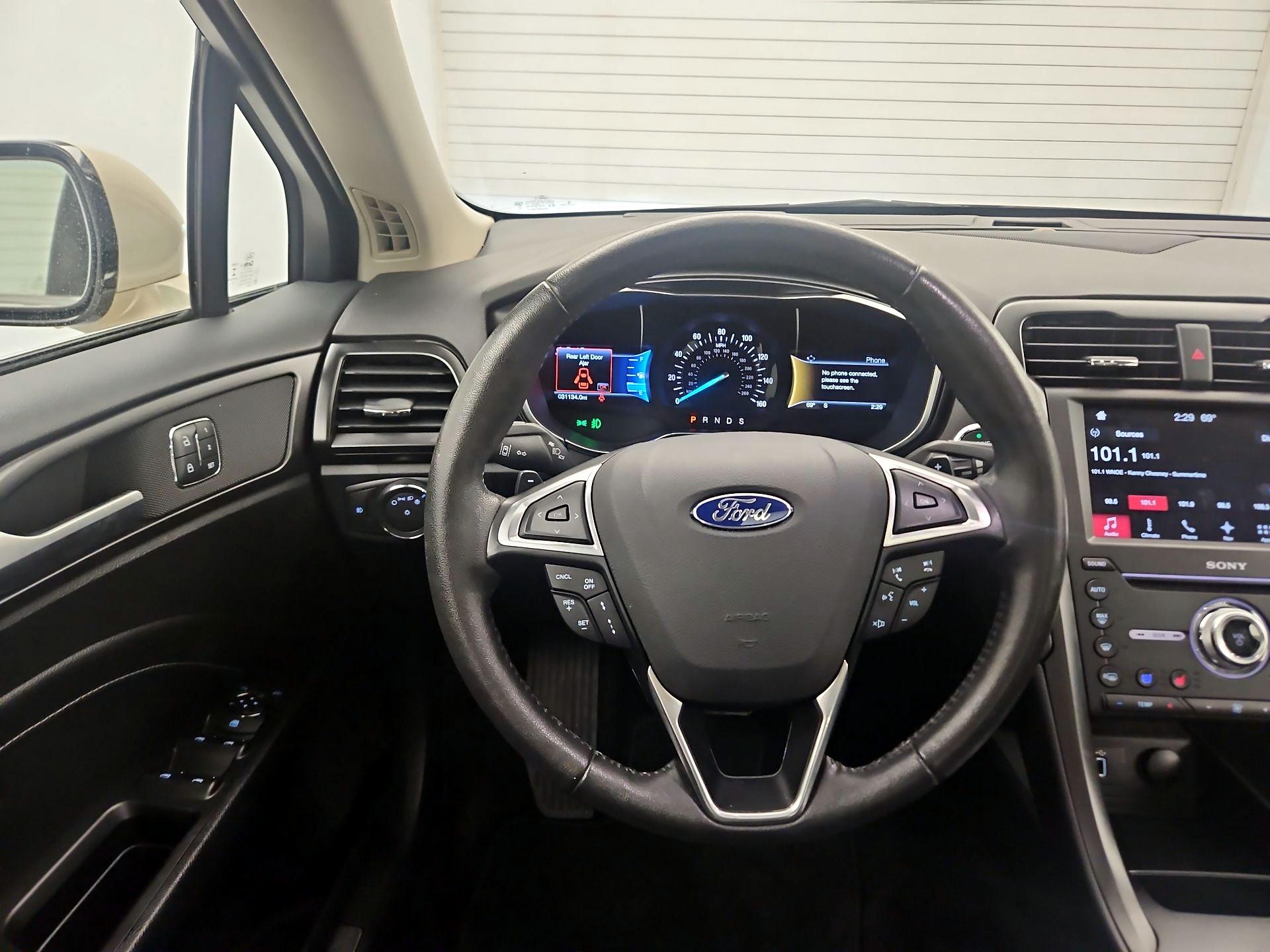 Thumbnail: 2017 Ford Fusion - 10