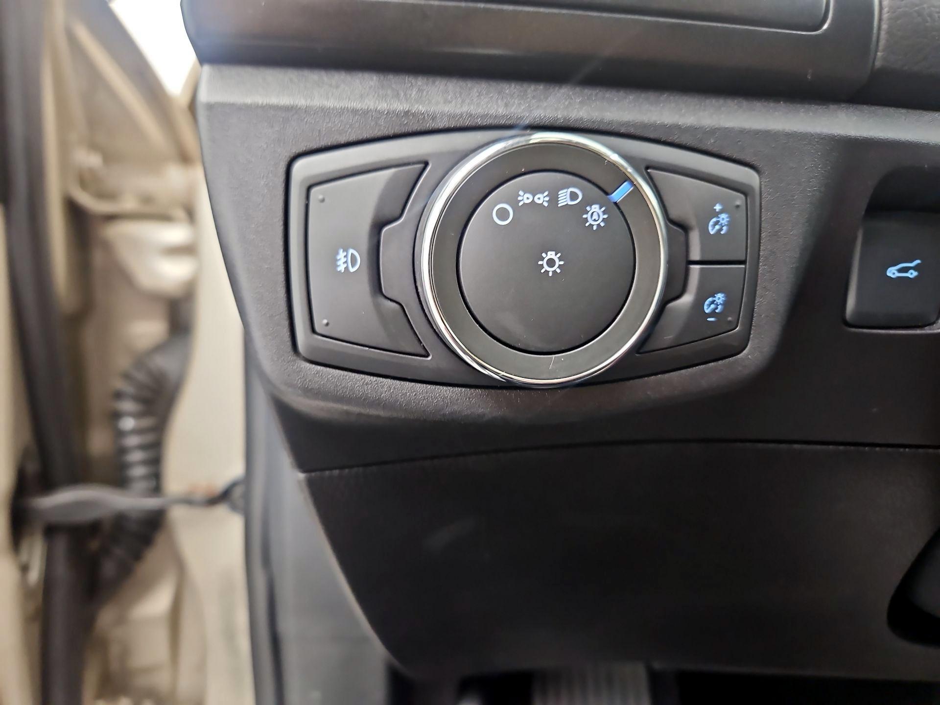 Thumbnail: 2017 Ford Fusion - 13