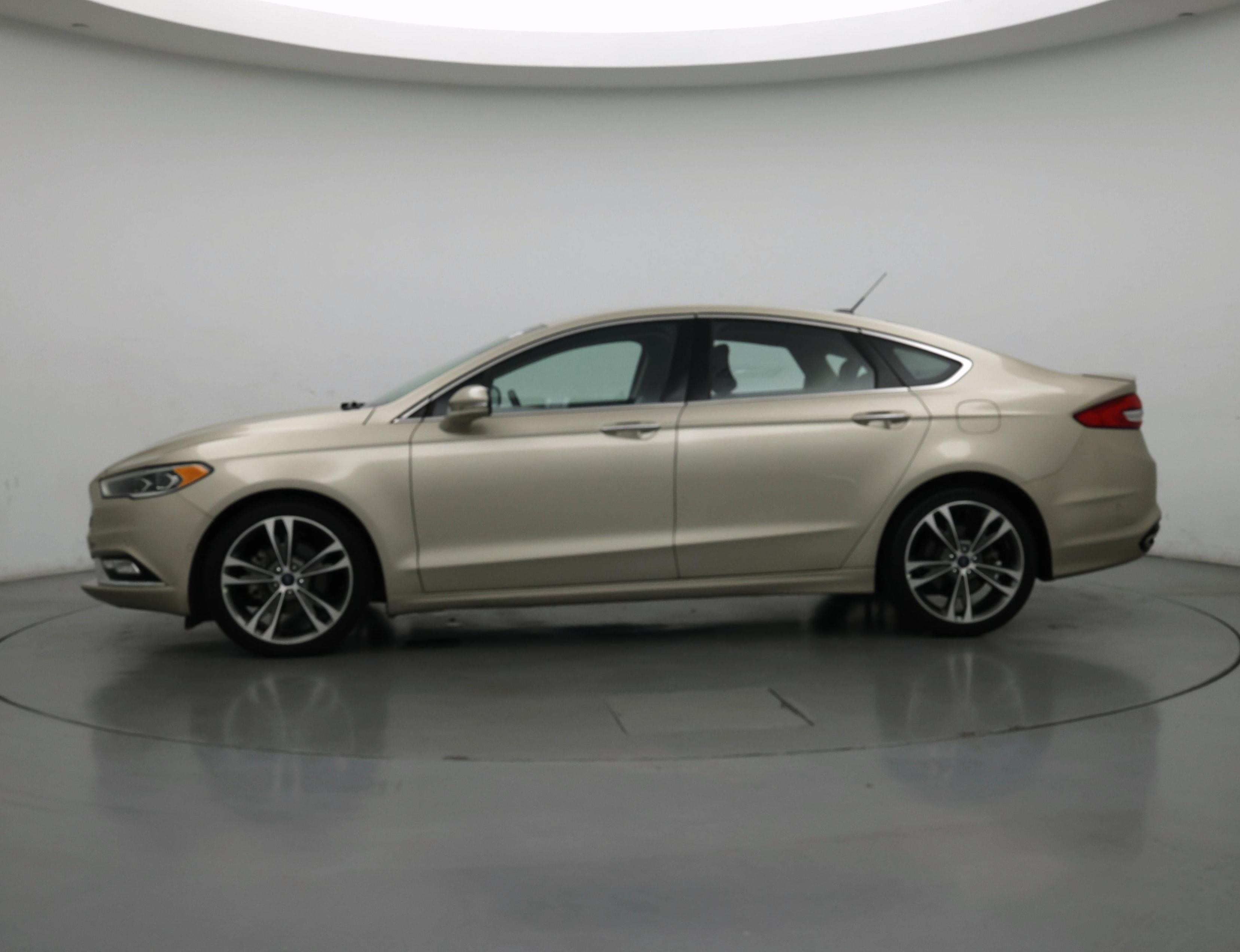 Thumbnail: 2017 Ford Fusion - 3