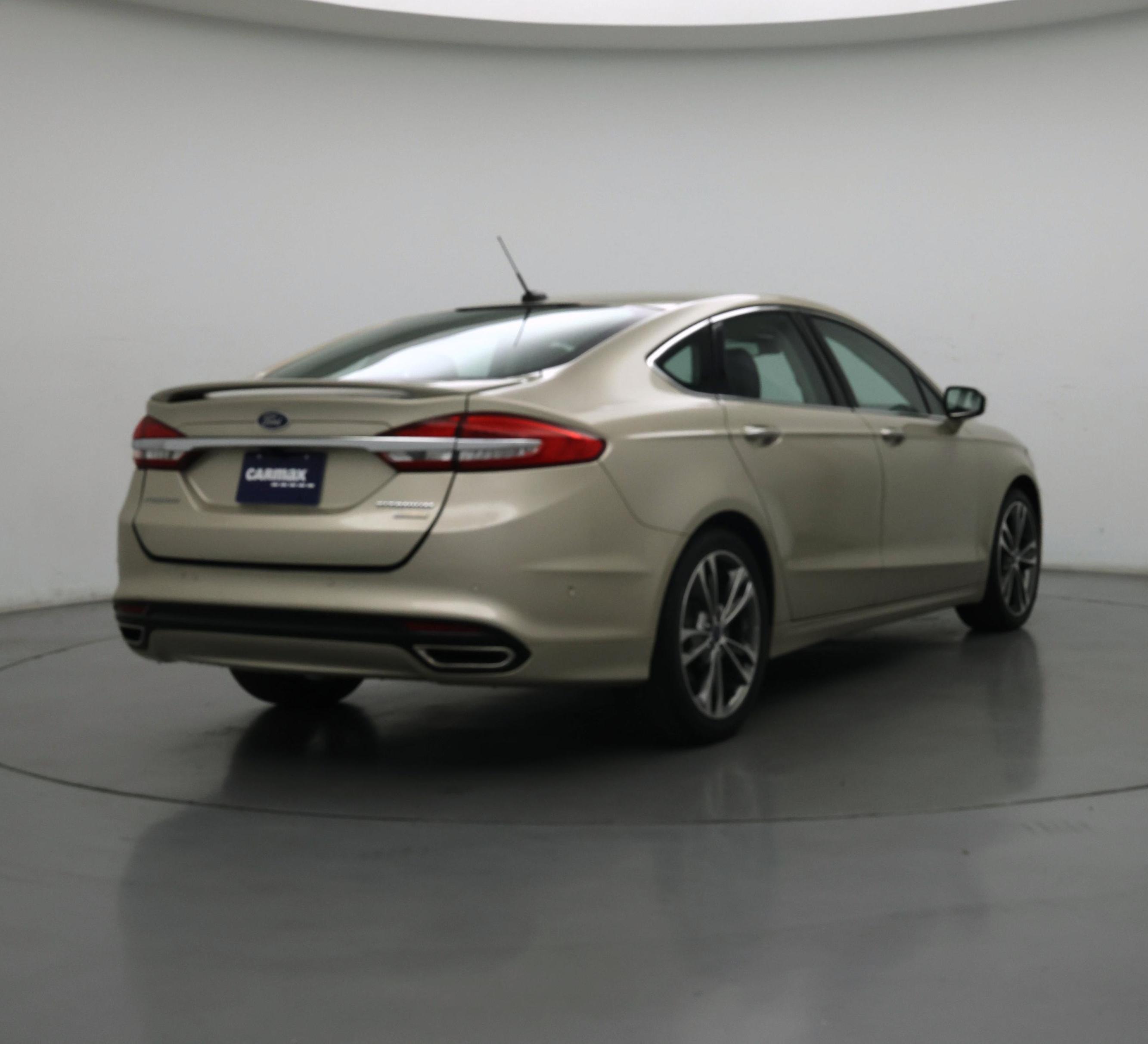 Thumbnail: 2017 Ford Fusion - 8