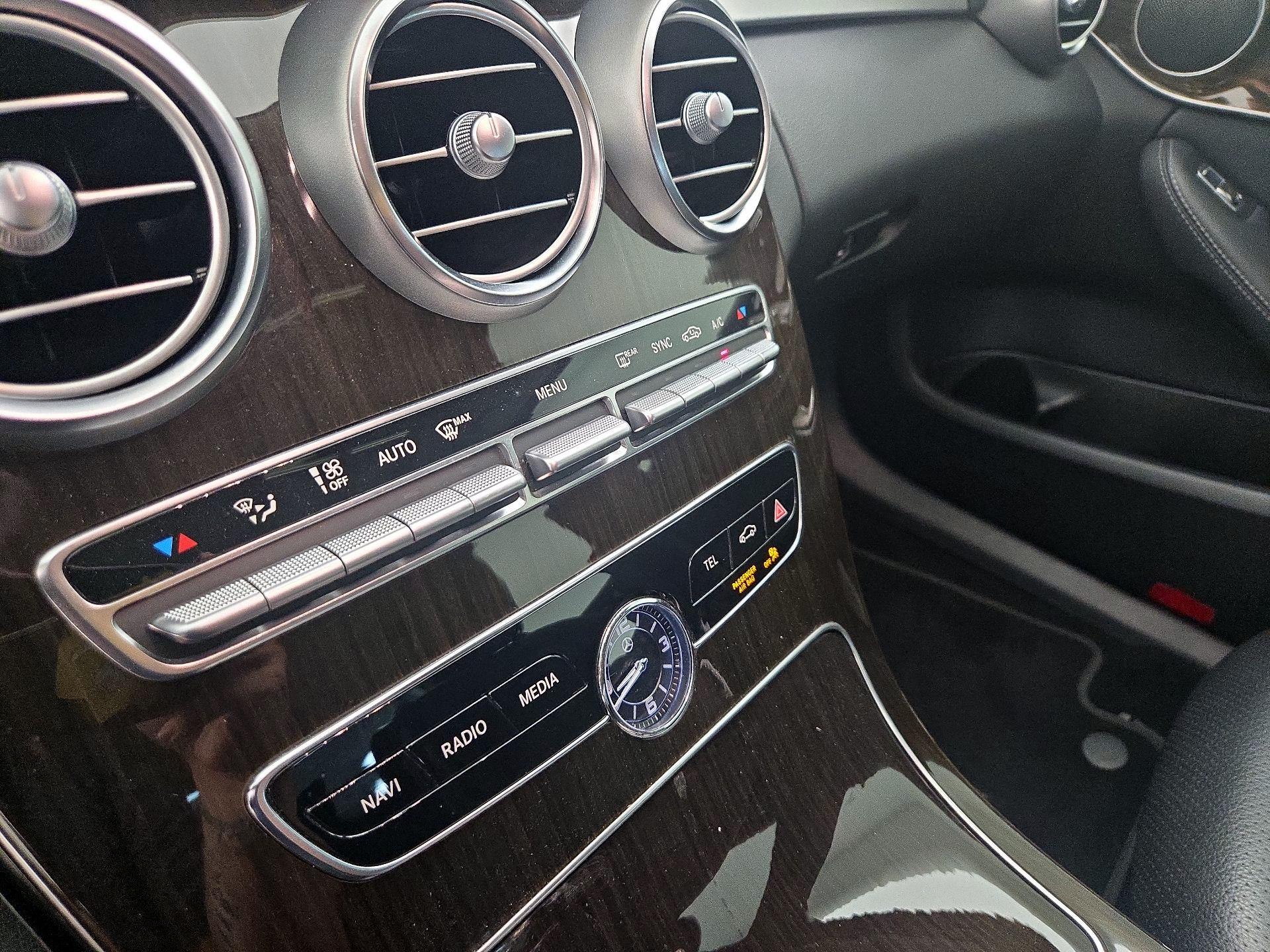 Thumbnail: 2019 Mercedes-Benz C-Class - 17