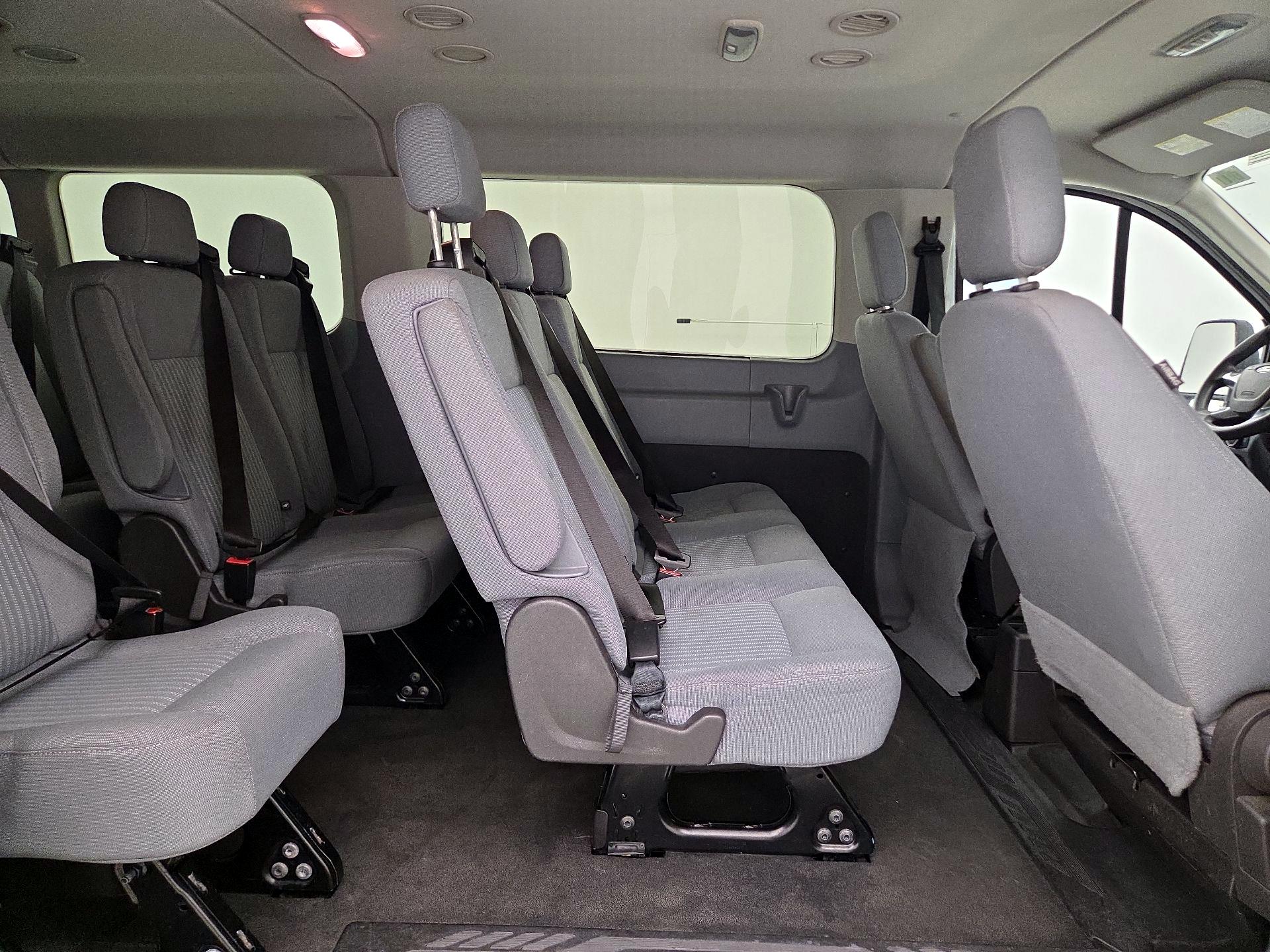 Thumbnail: 2015 Ford Transit Series - 19