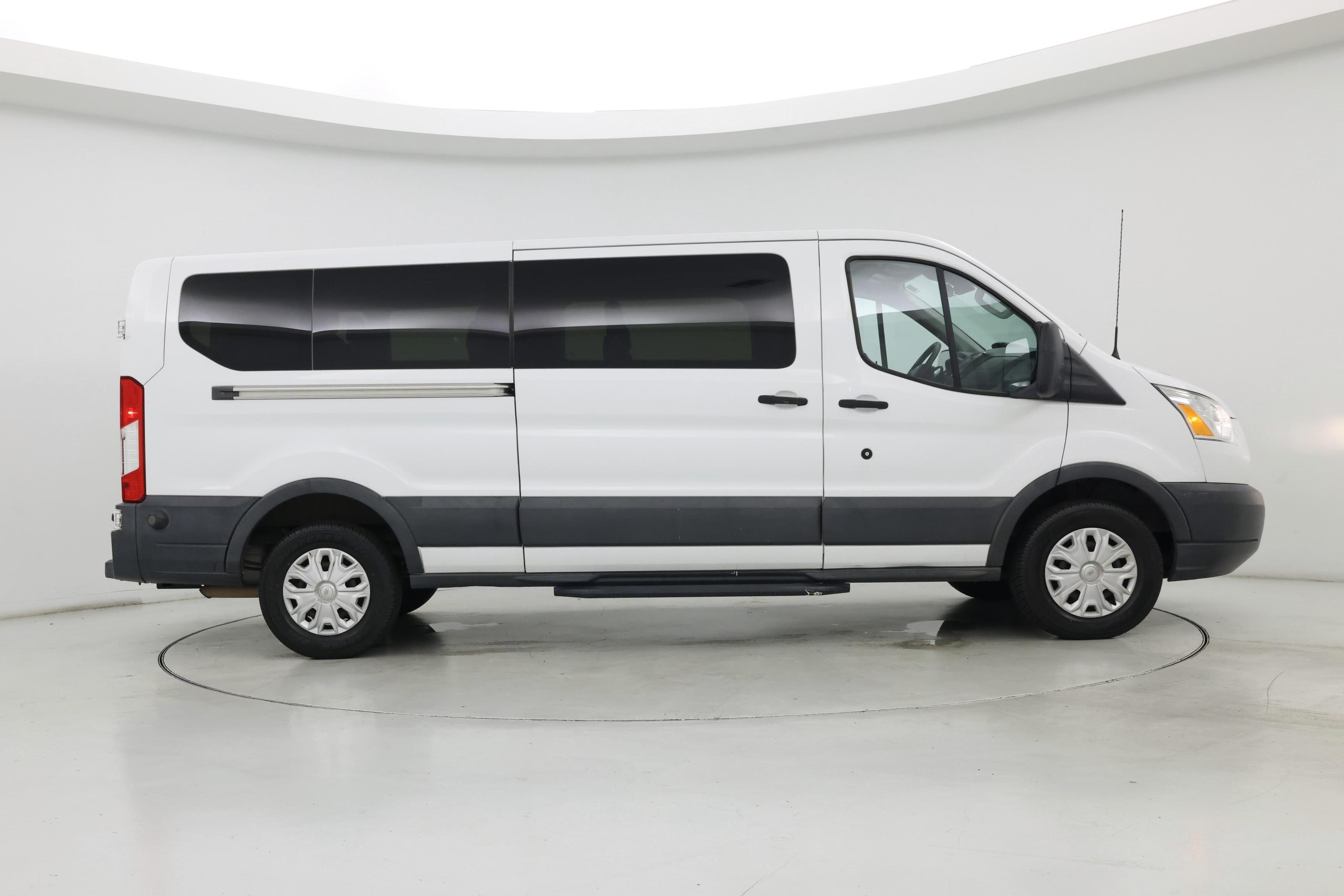 Thumbnail: 2015 Ford Transit Series - 7