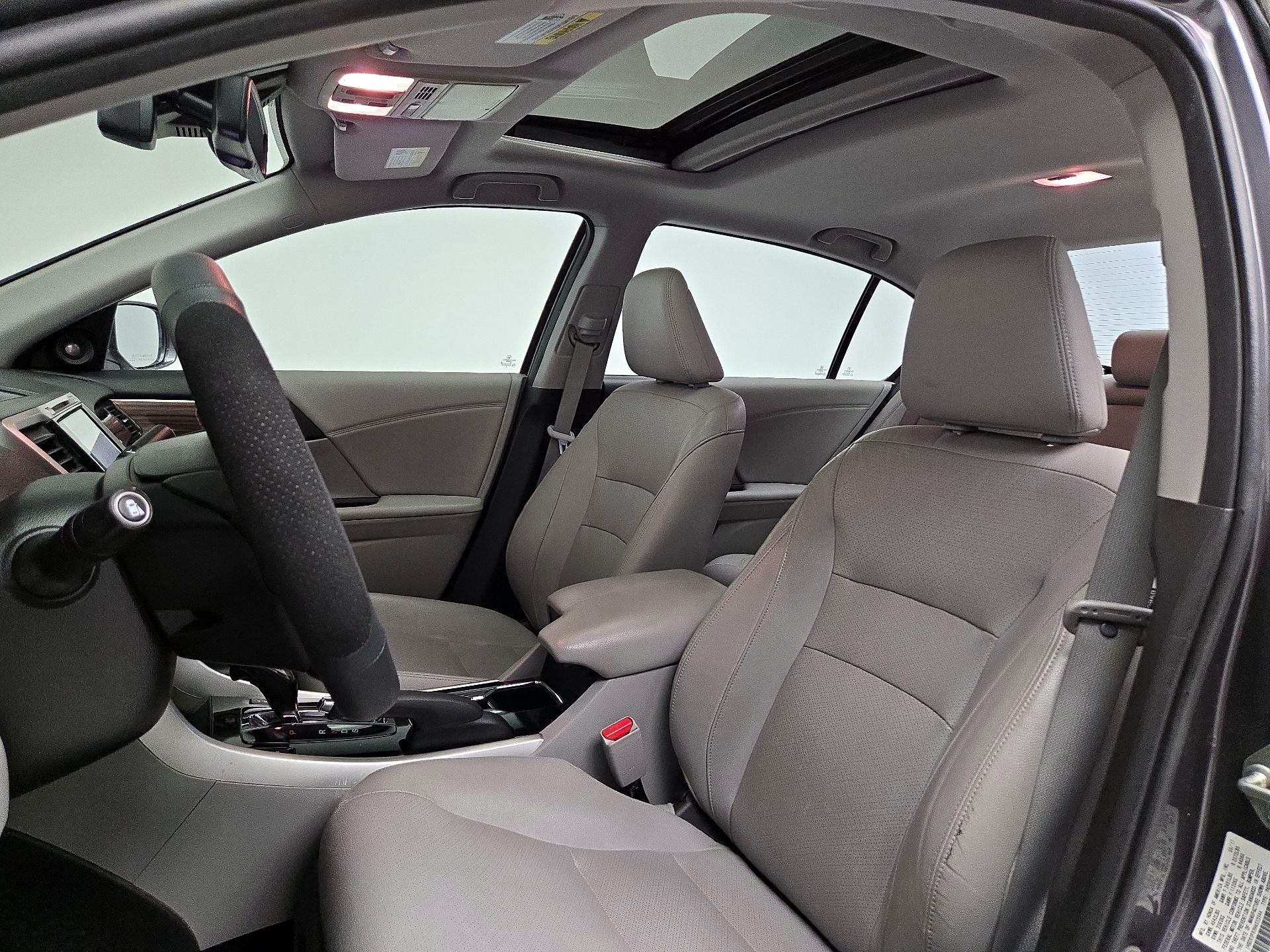 Thumbnail: 2017 Honda Accord - 20