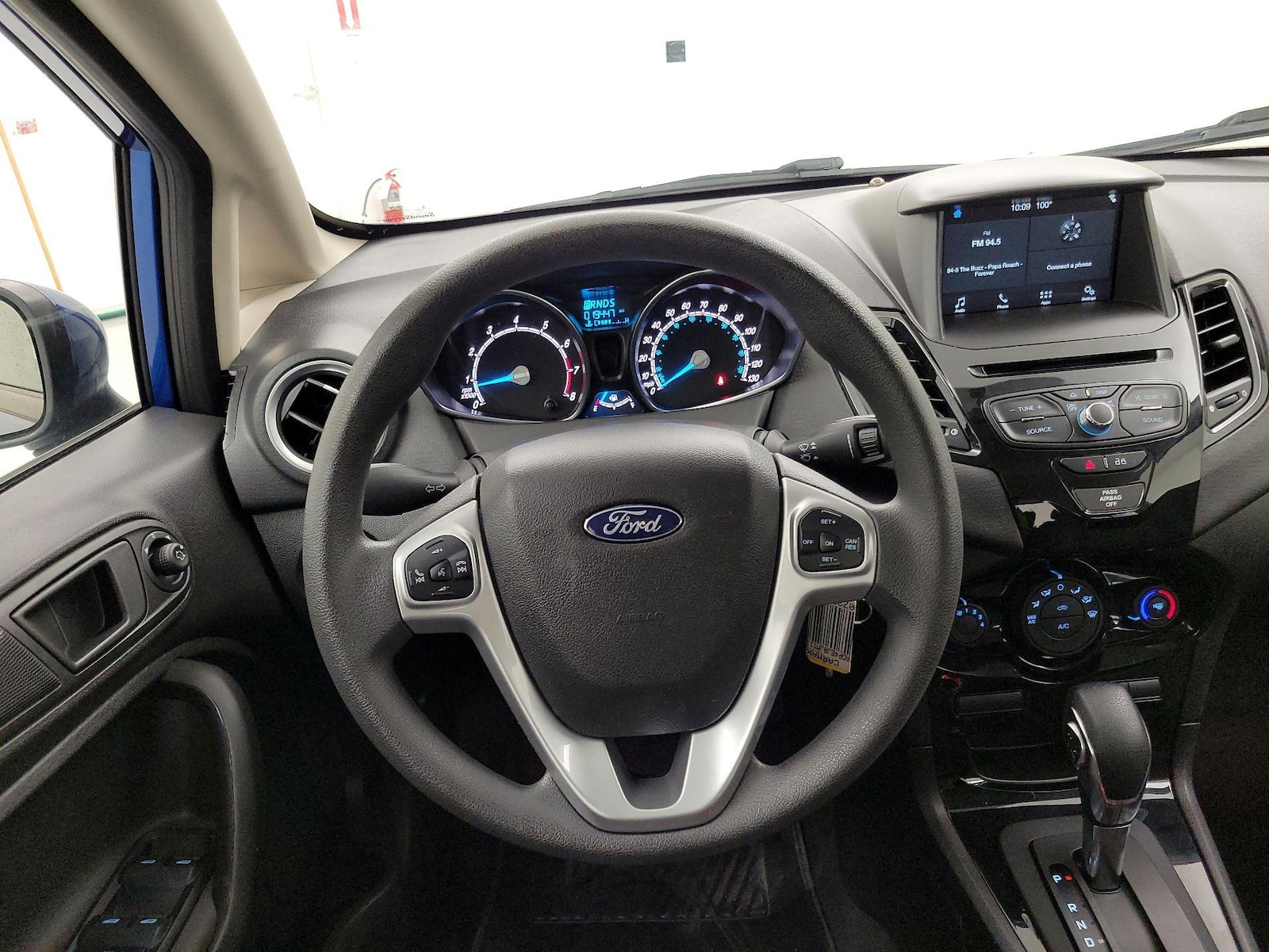 2018 Ford Fiesta SE - Photo 11
