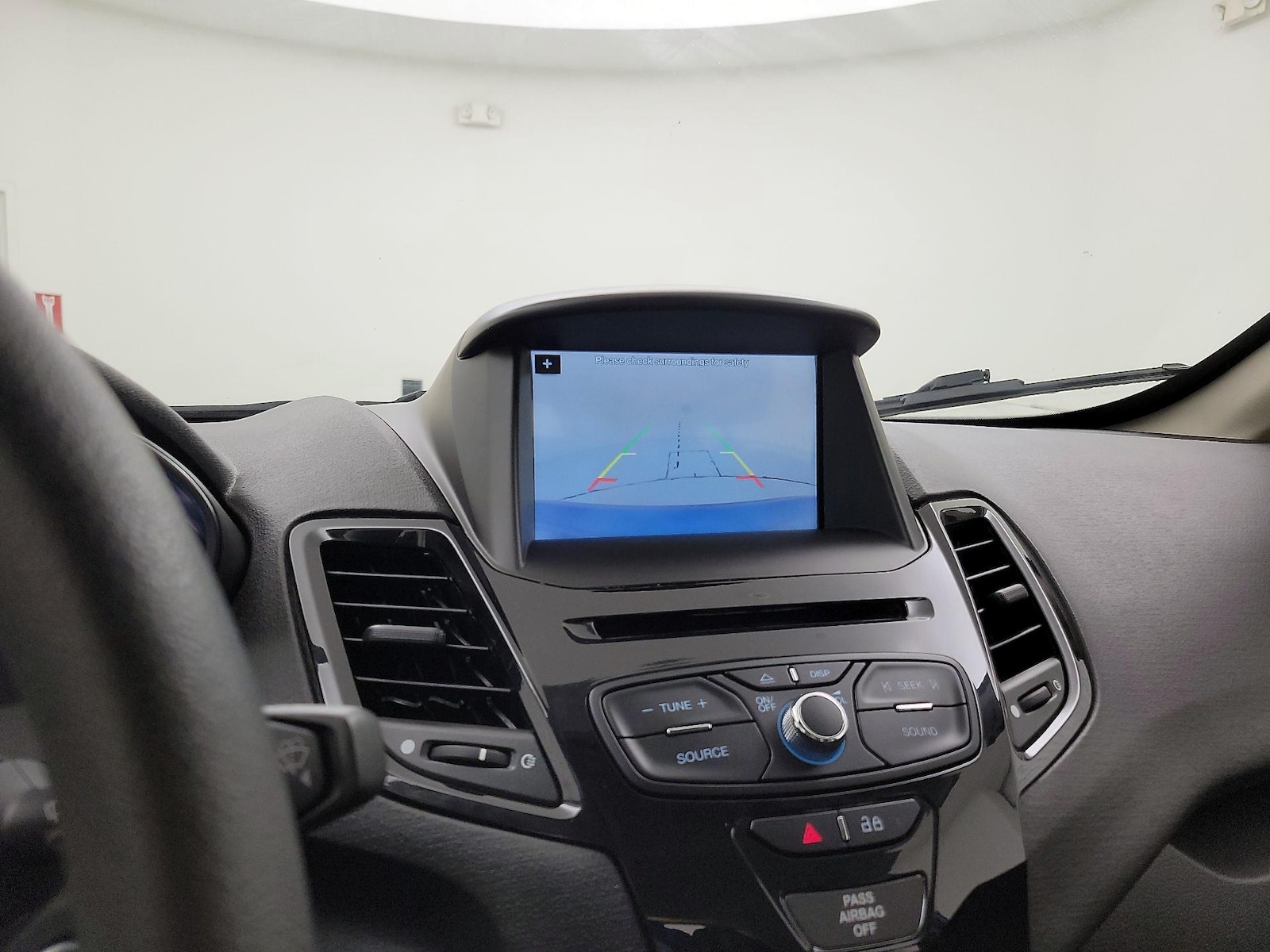 2018 Ford Fiesta SE - Photo 15