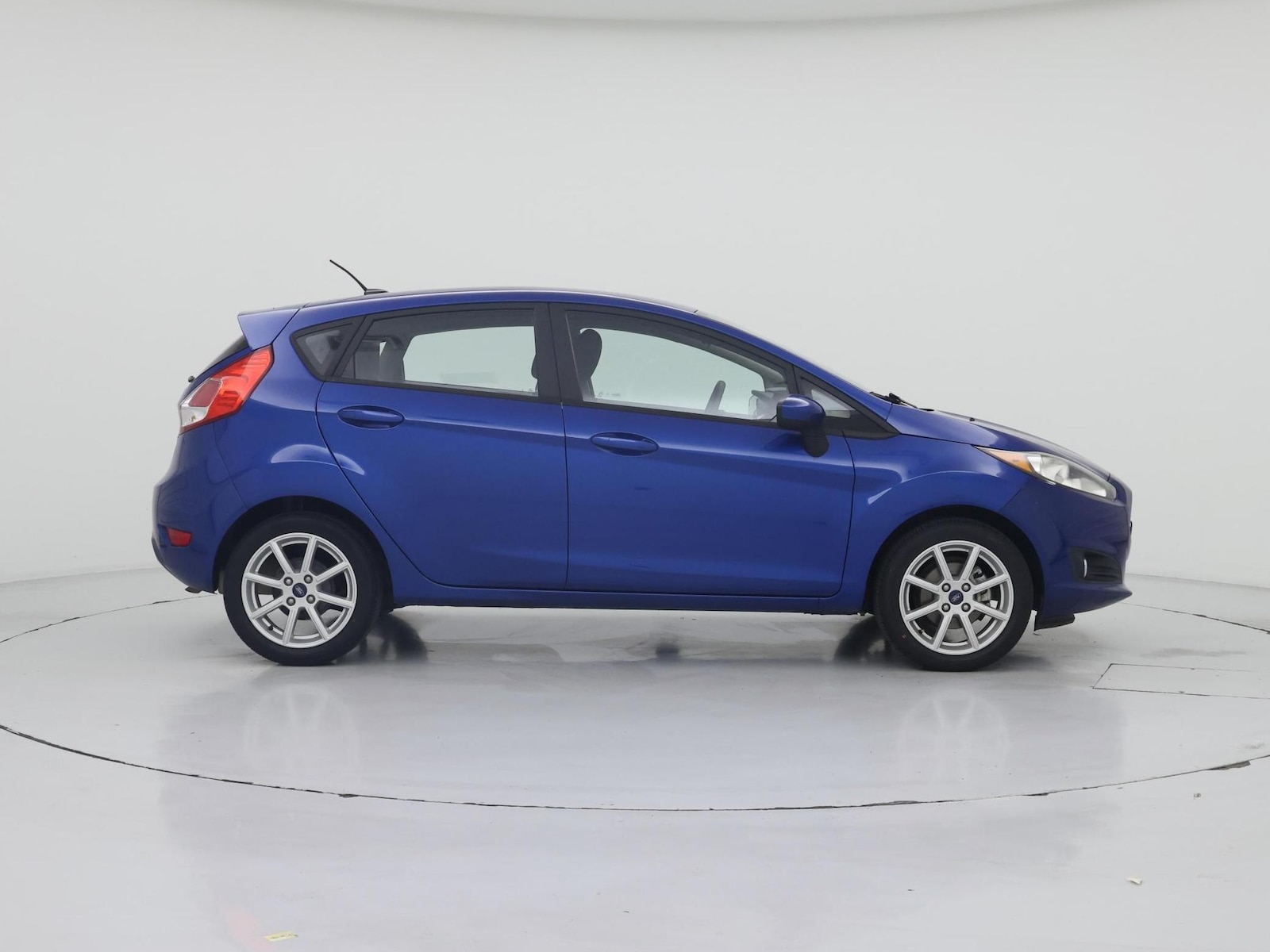2018 Ford Fiesta SE - Photo 8