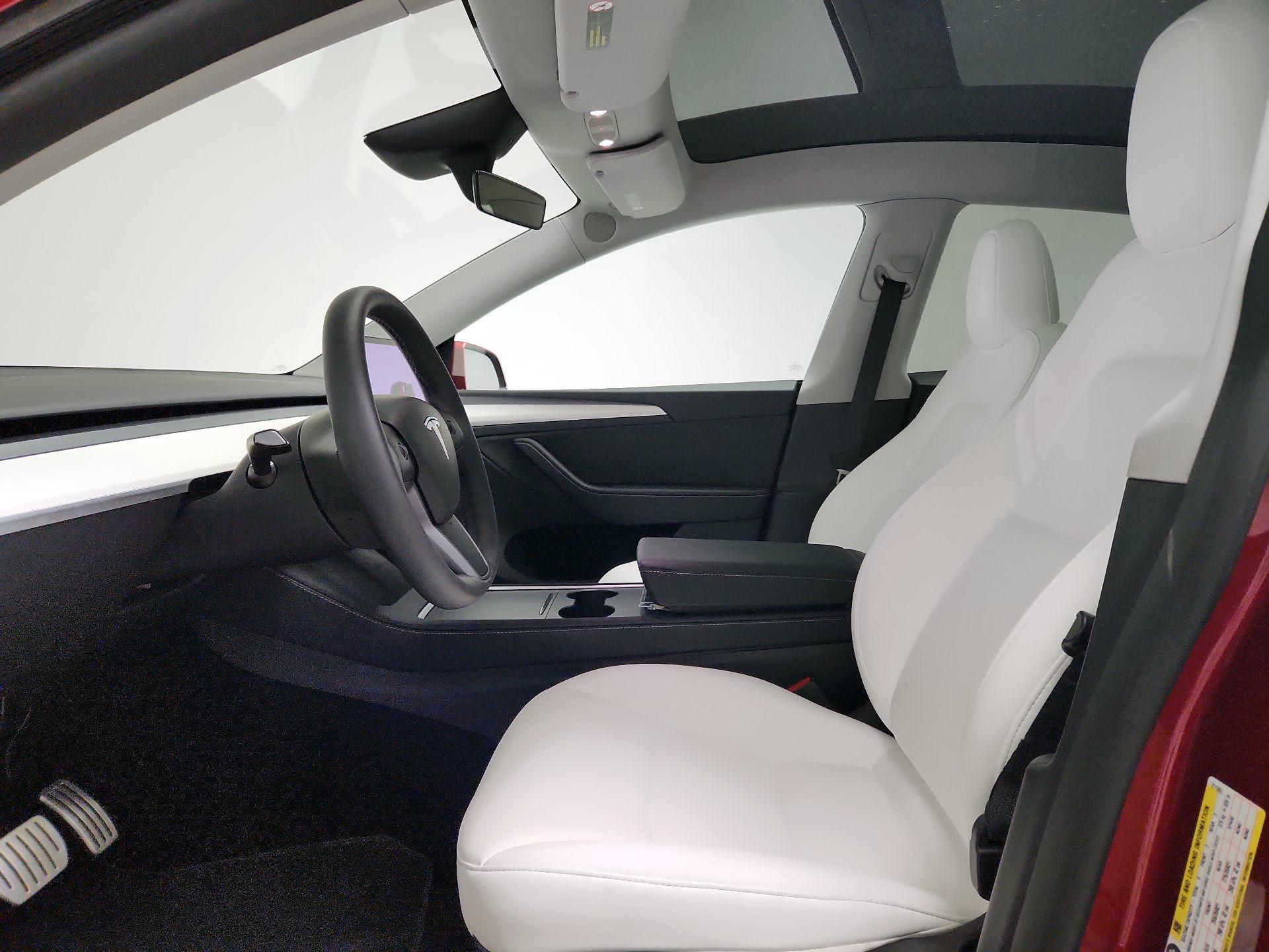 Thumbnail: 2024 Tesla Model Y - 11