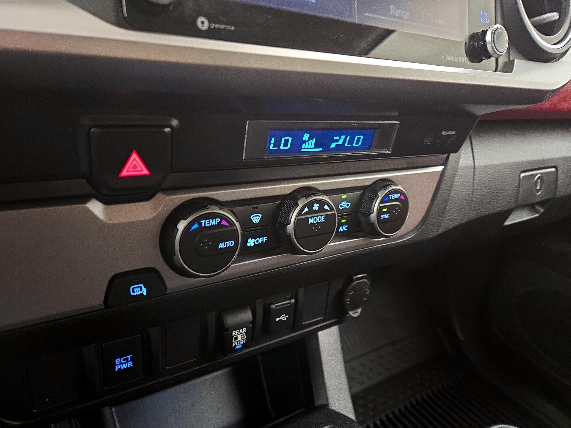 Thumbnail: 2021 Toyota Tacoma - 16