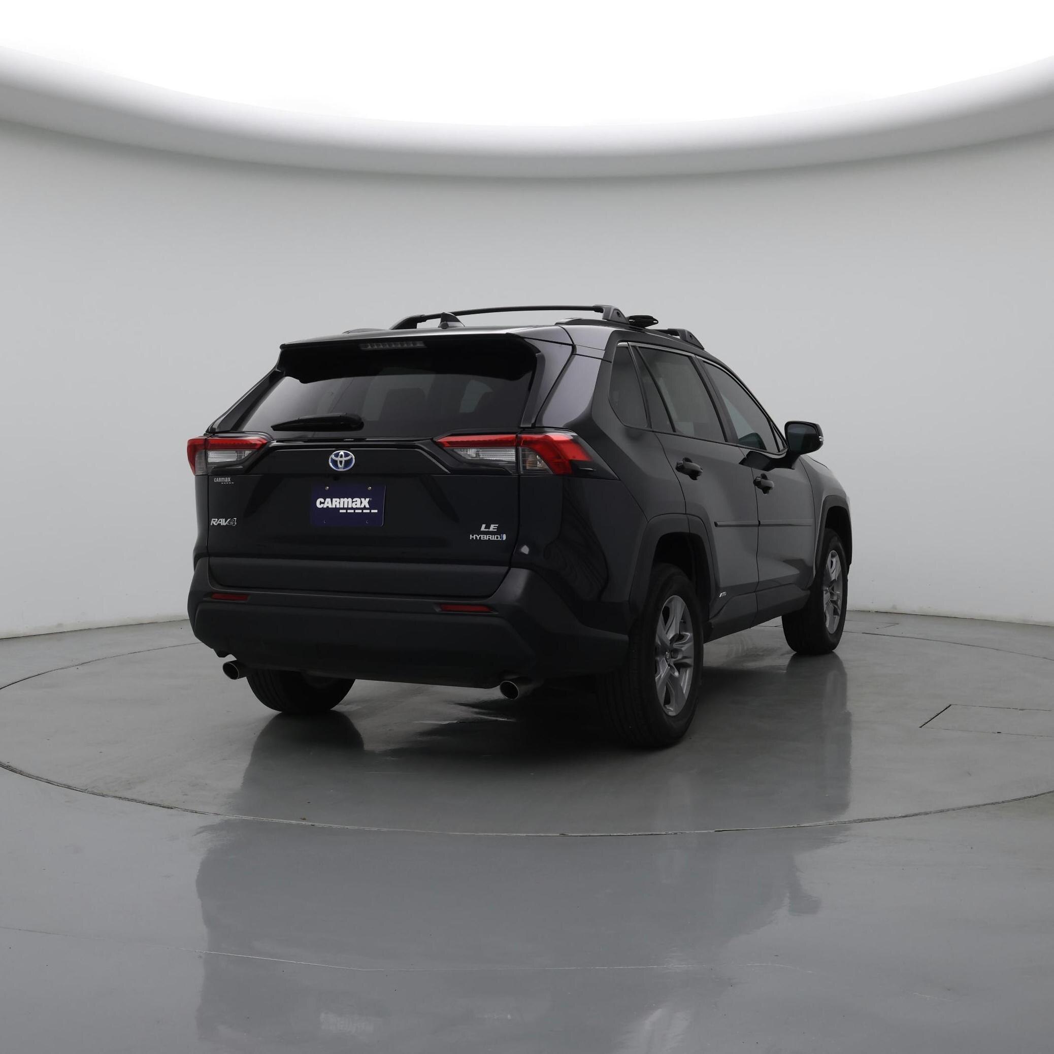 Thumbnail: 2022 Toyota RAV4 - 8