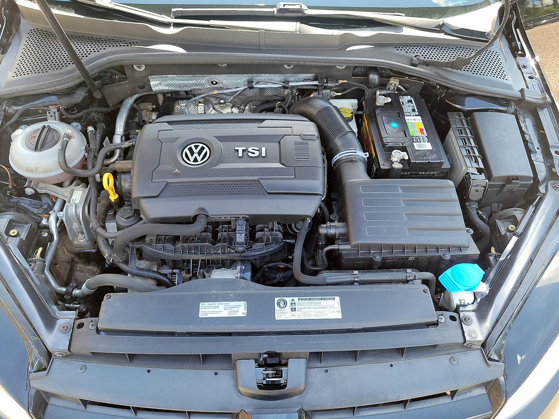 Thumbnail: 2017 Volkswagen Golf - 20
