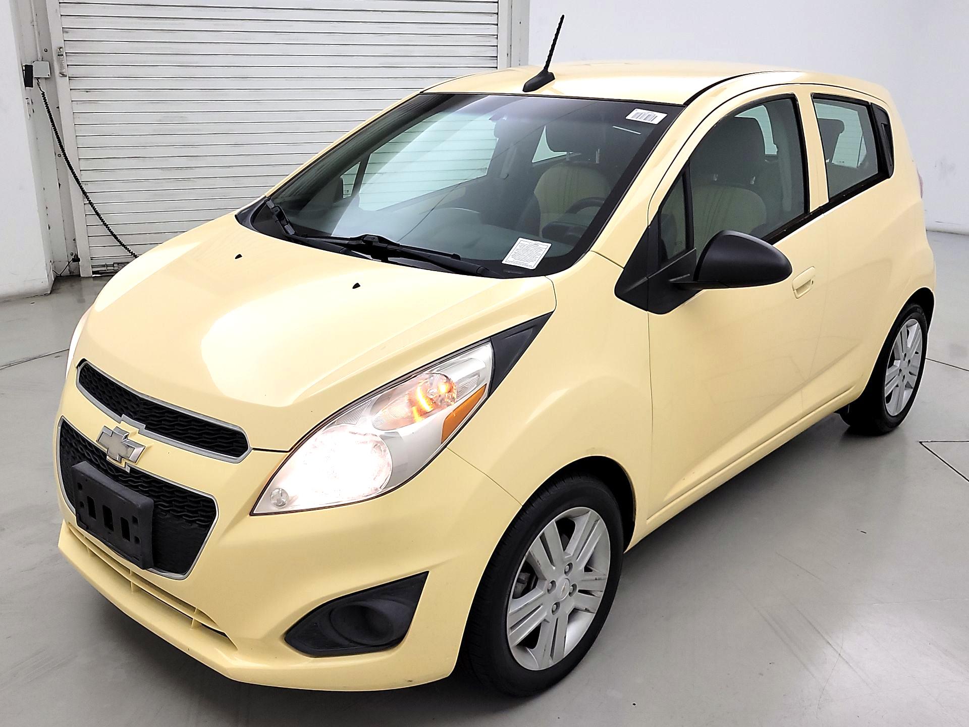 Thumbnail: 2014 Chevrolet Spark - 3