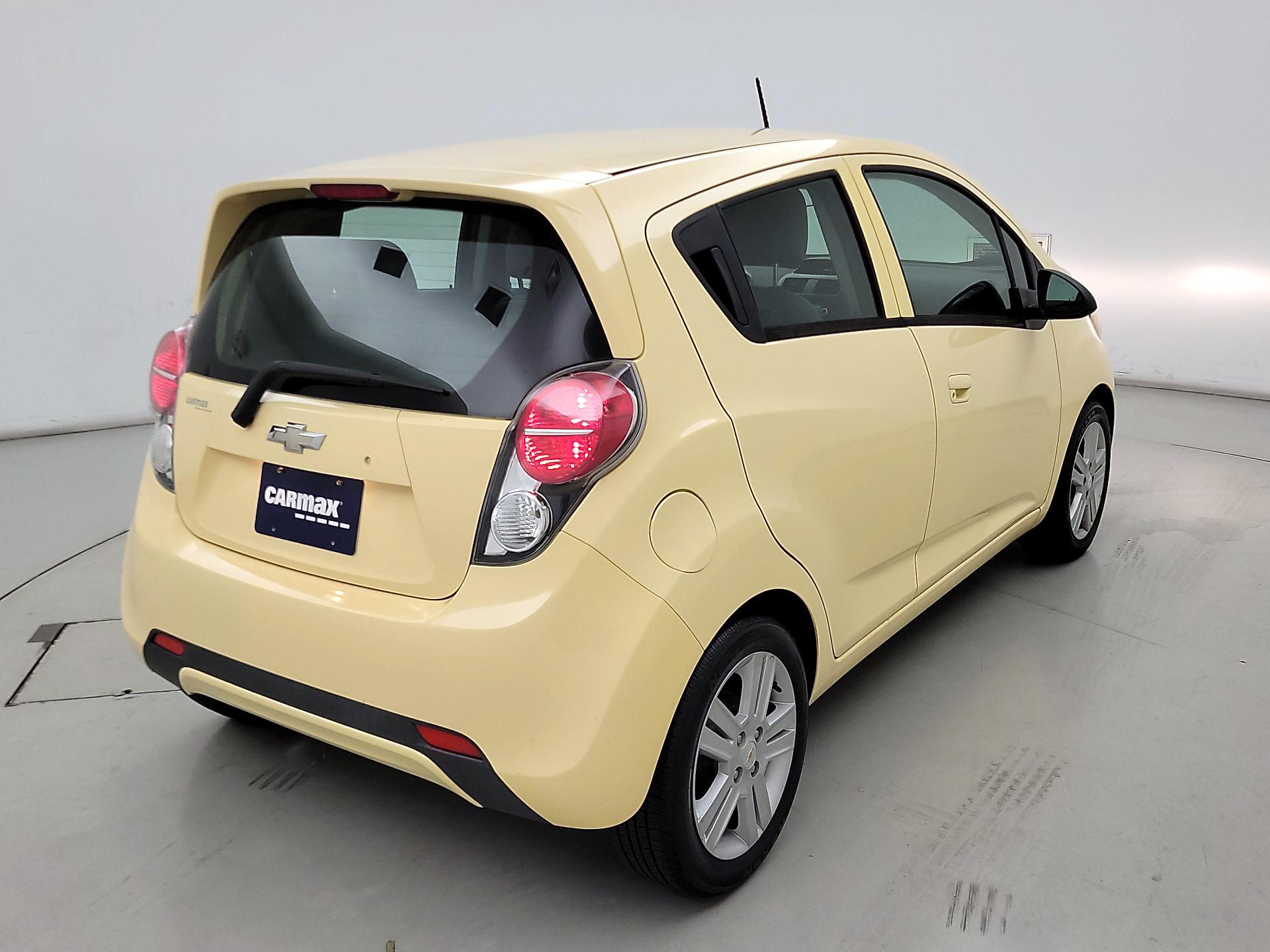 Thumbnail: 2014 Chevrolet Spark - 5