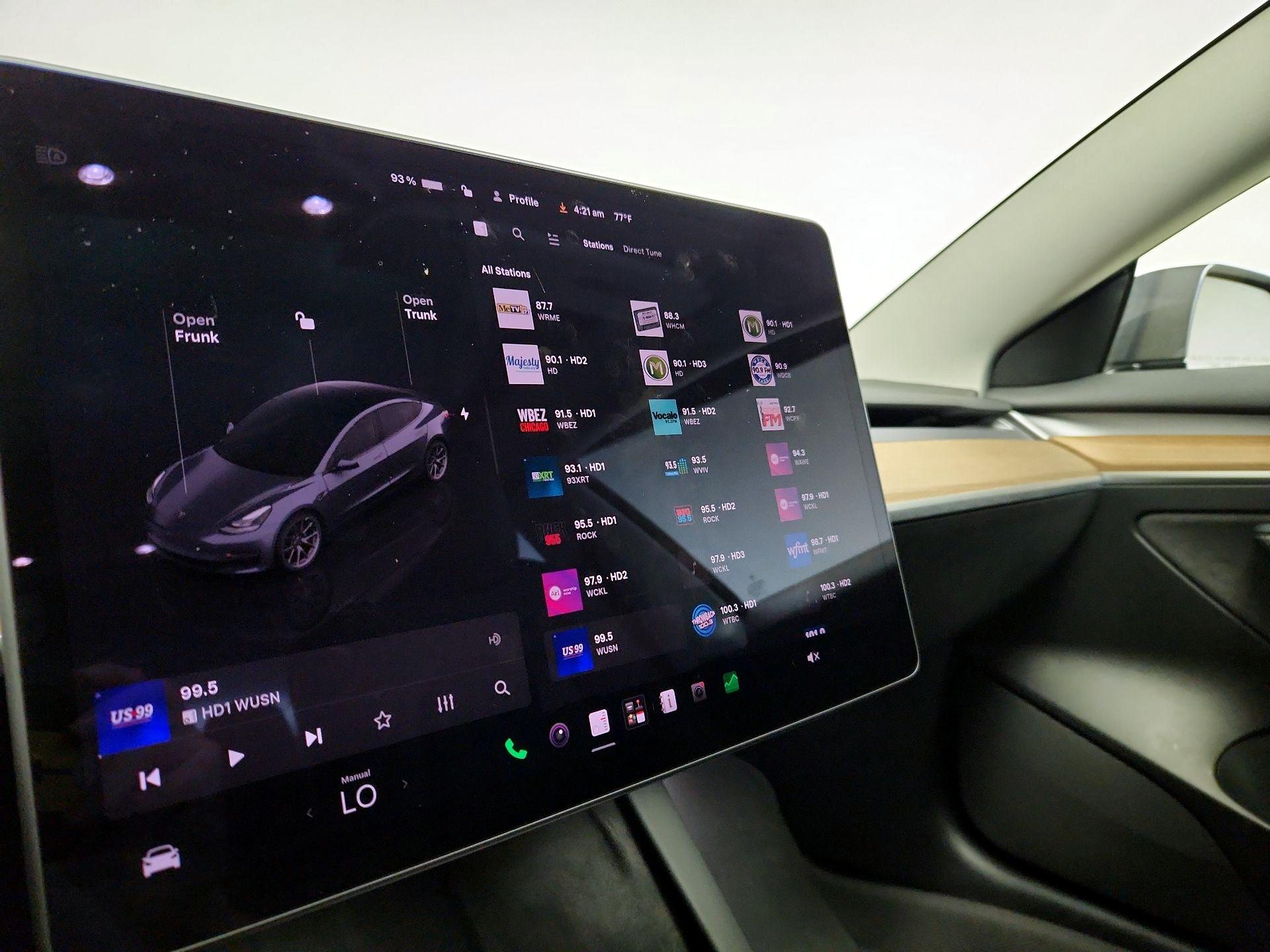 Thumbnail: 2022 Tesla Model 3 - 15