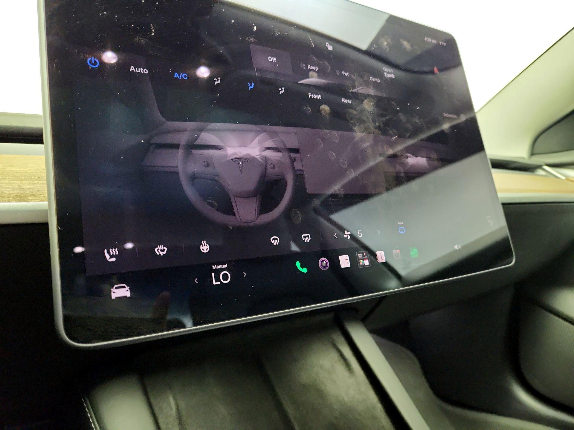 Thumbnail: 2022 Tesla Model 3 - 16