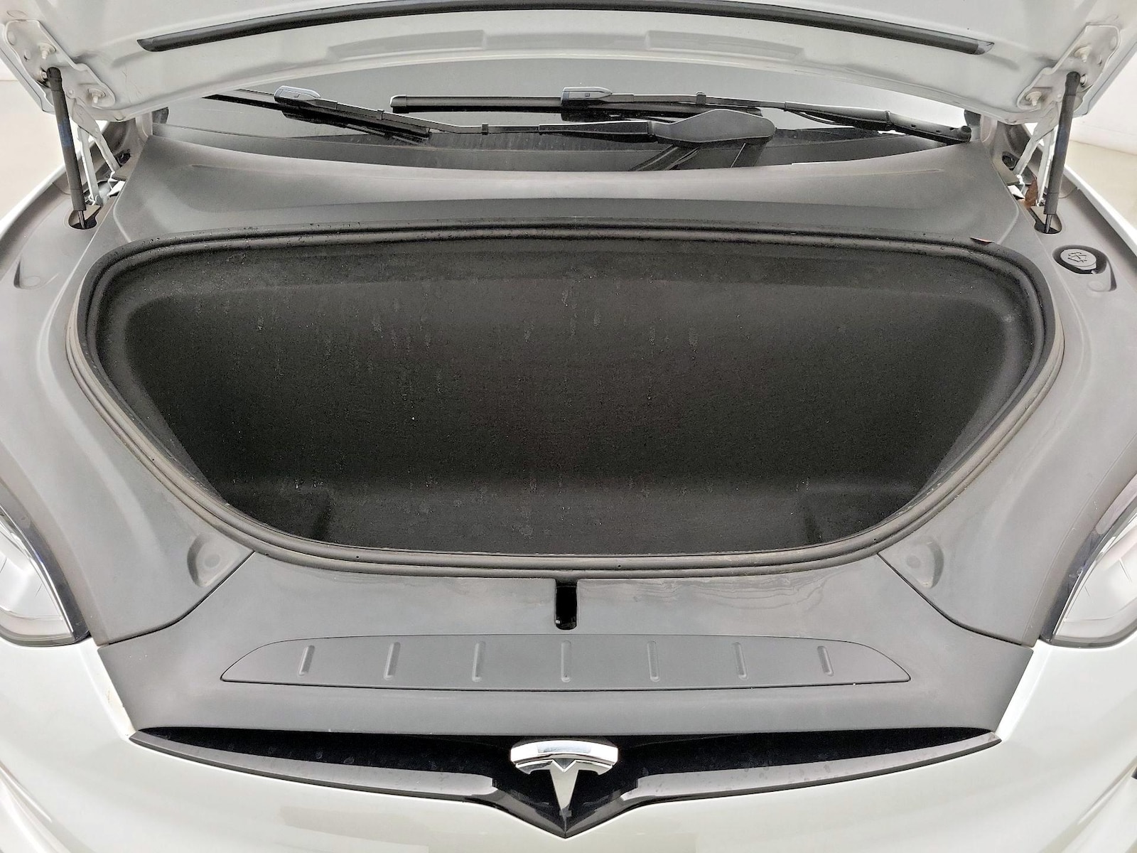 2022 Tesla Model X Plaid - Photo 23