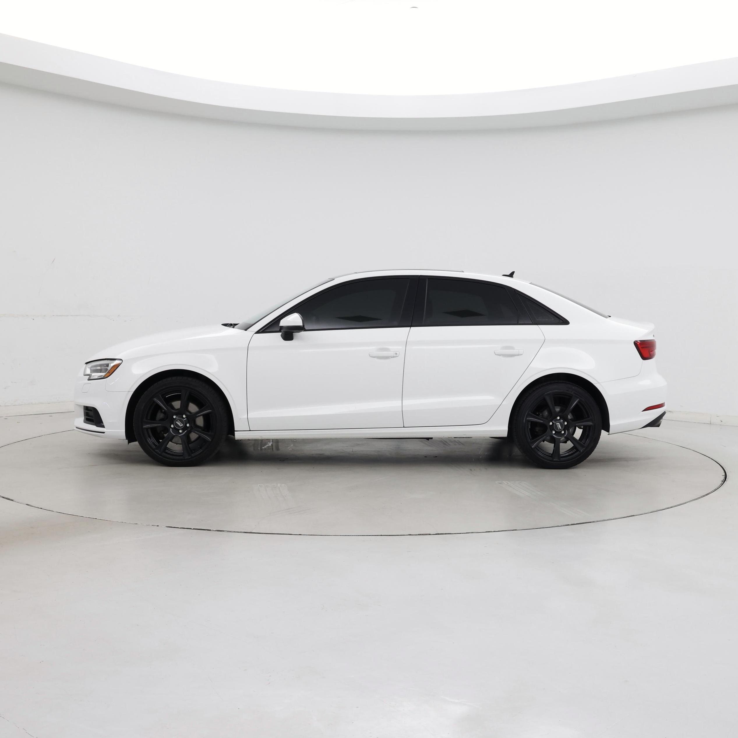 Thumbnail: 2020 Audi A3 - 3