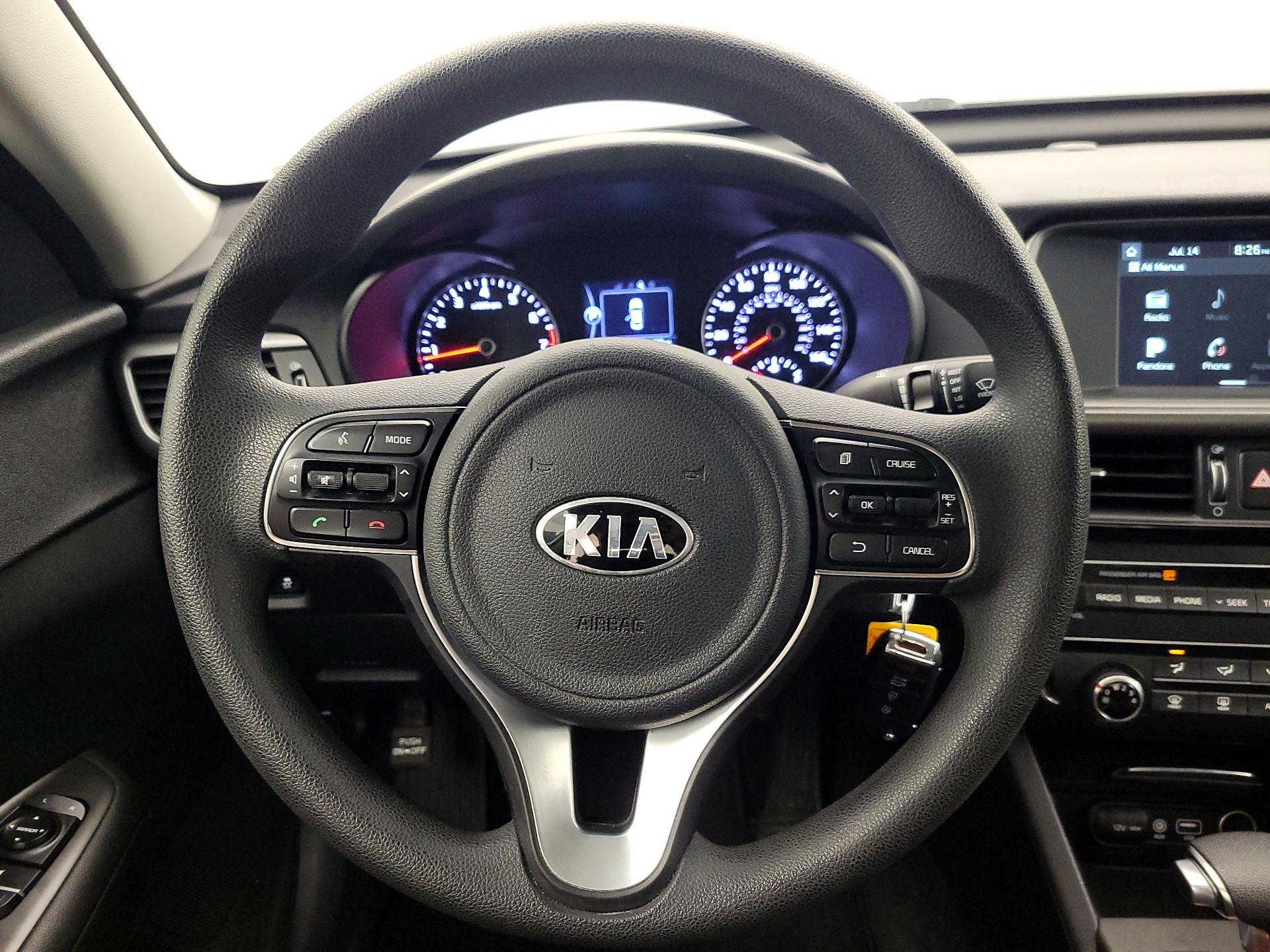 Thumbnail: 2018 Kia Optima - 10