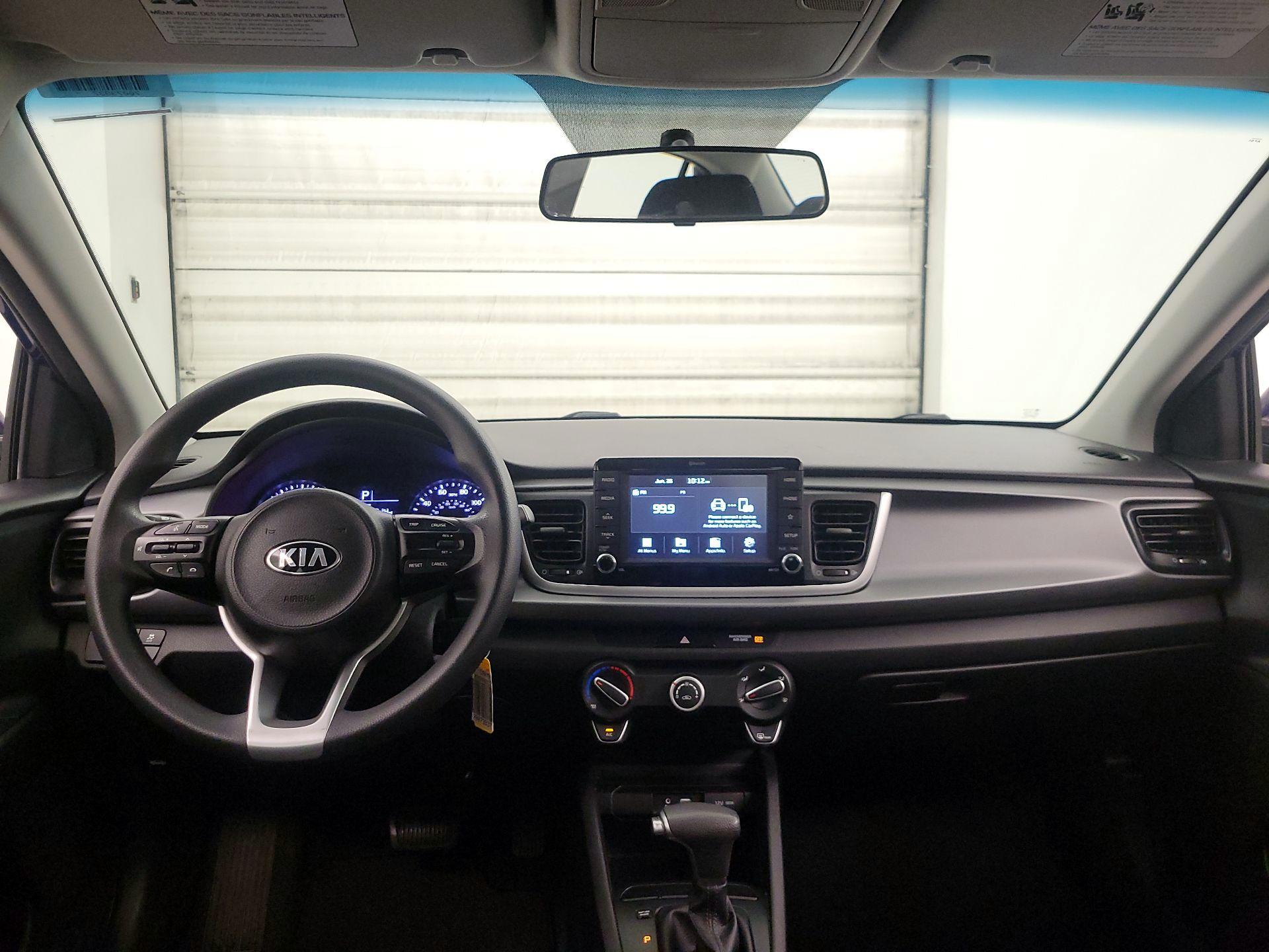 Thumbnail: 2019 Kia Rio - 9