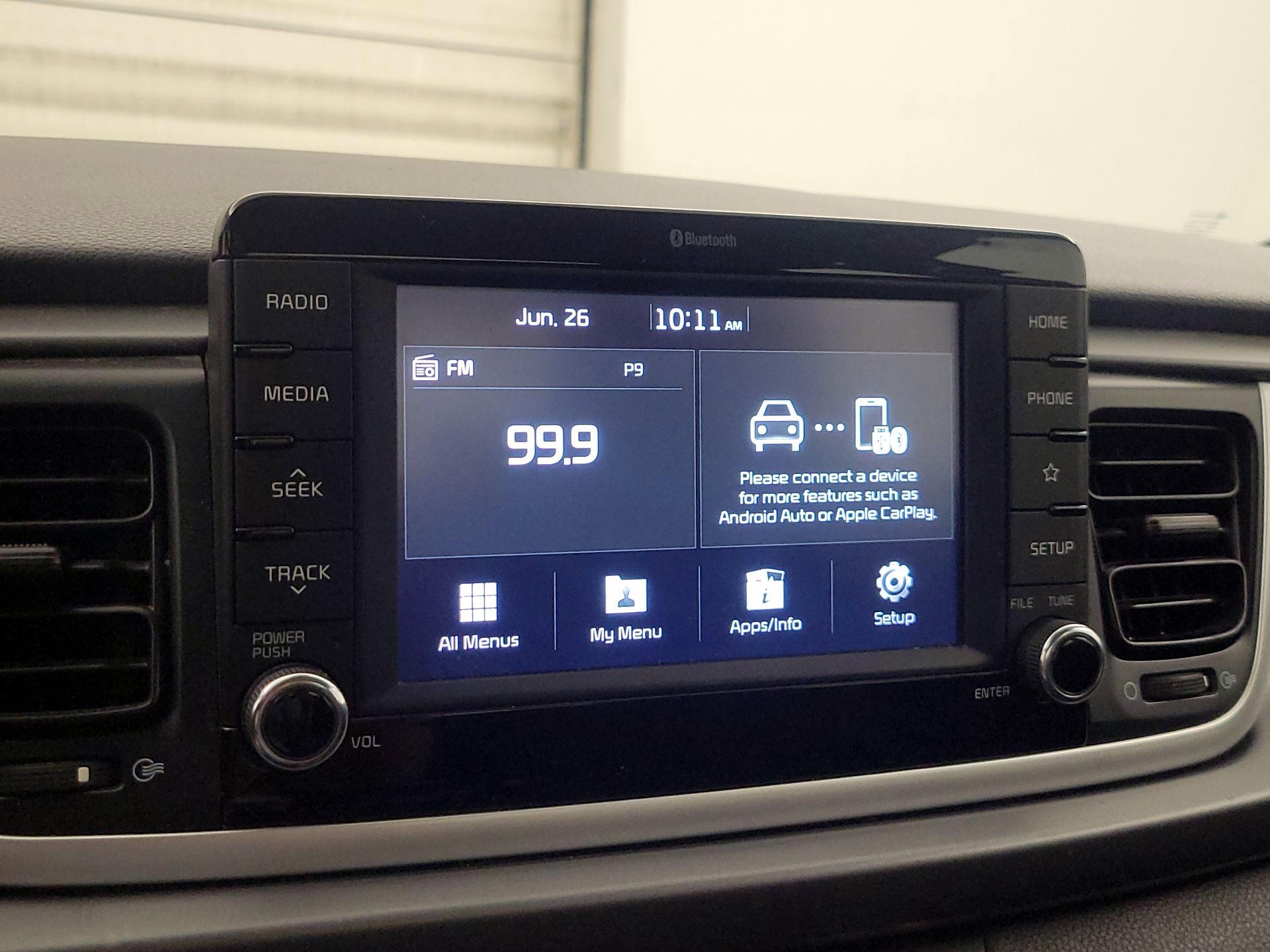 Thumbnail: 2019 Kia Rio - 15