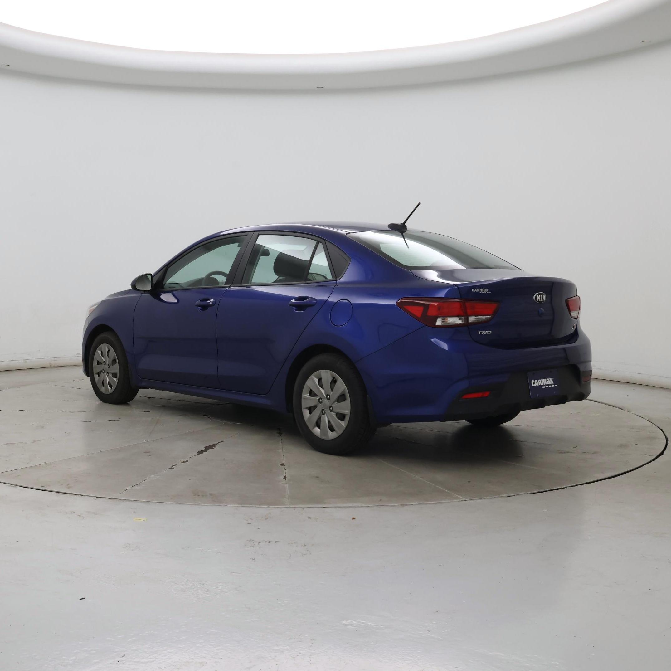 Thumbnail: 2019 Kia Rio - 2
