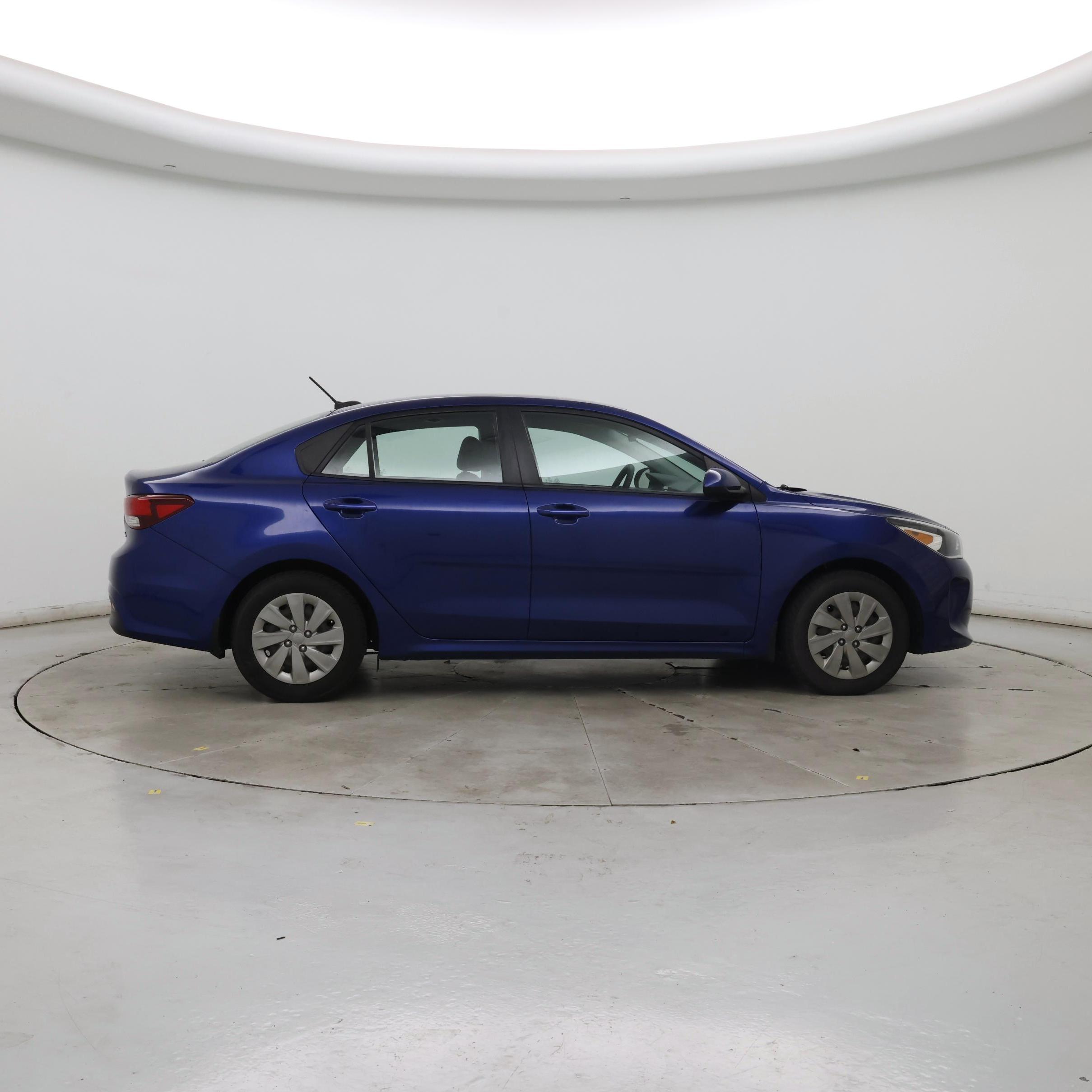 Thumbnail: 2019 Kia Rio - 7