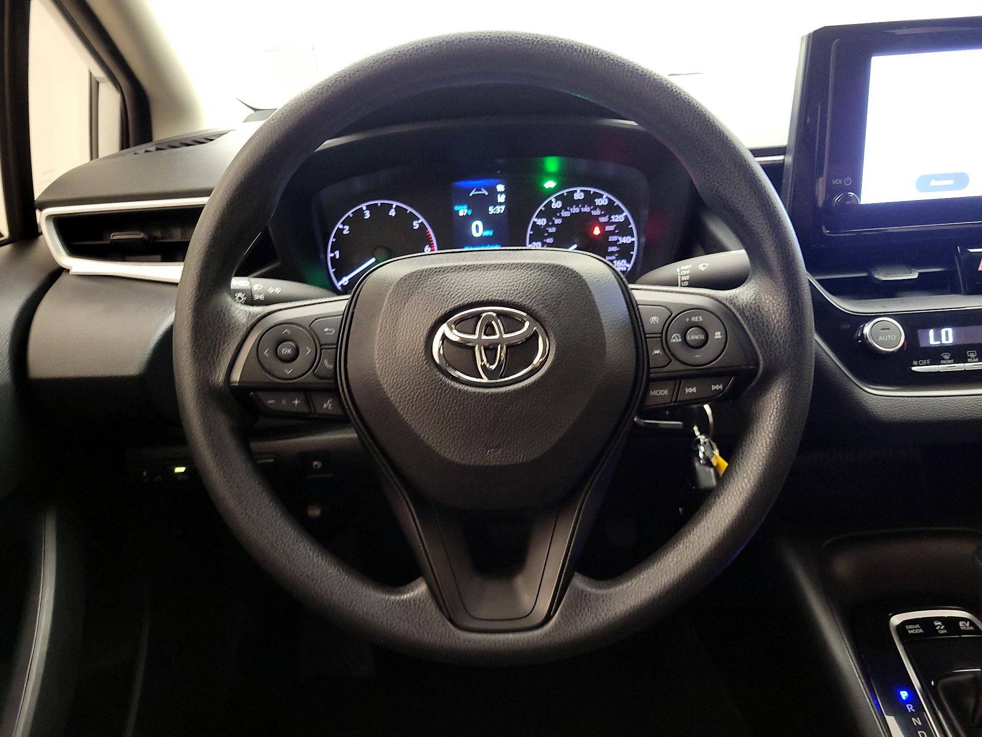Thumbnail: 2023 Toyota Corolla - 10
