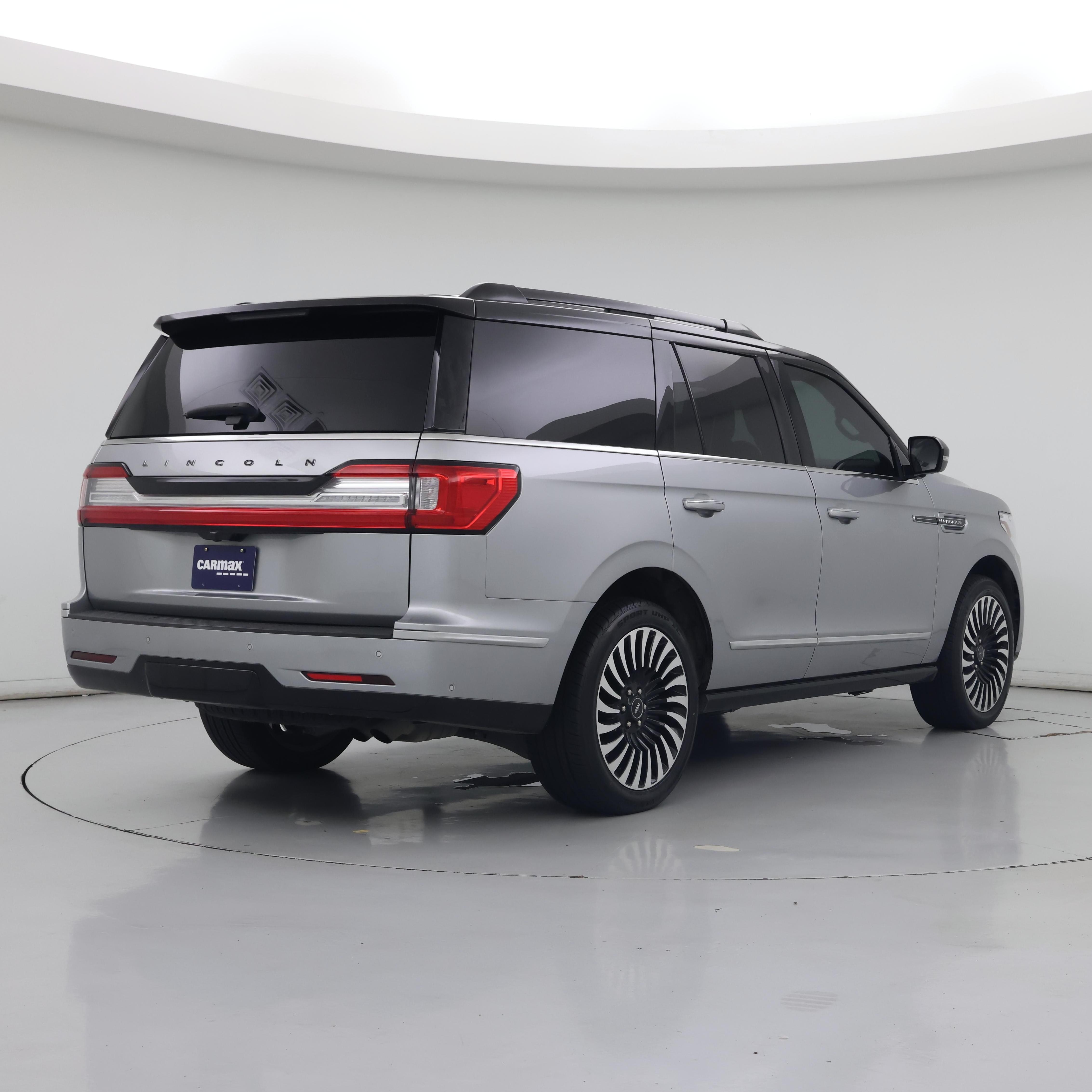 Thumbnail: 2020 Lincoln Navigator - 8