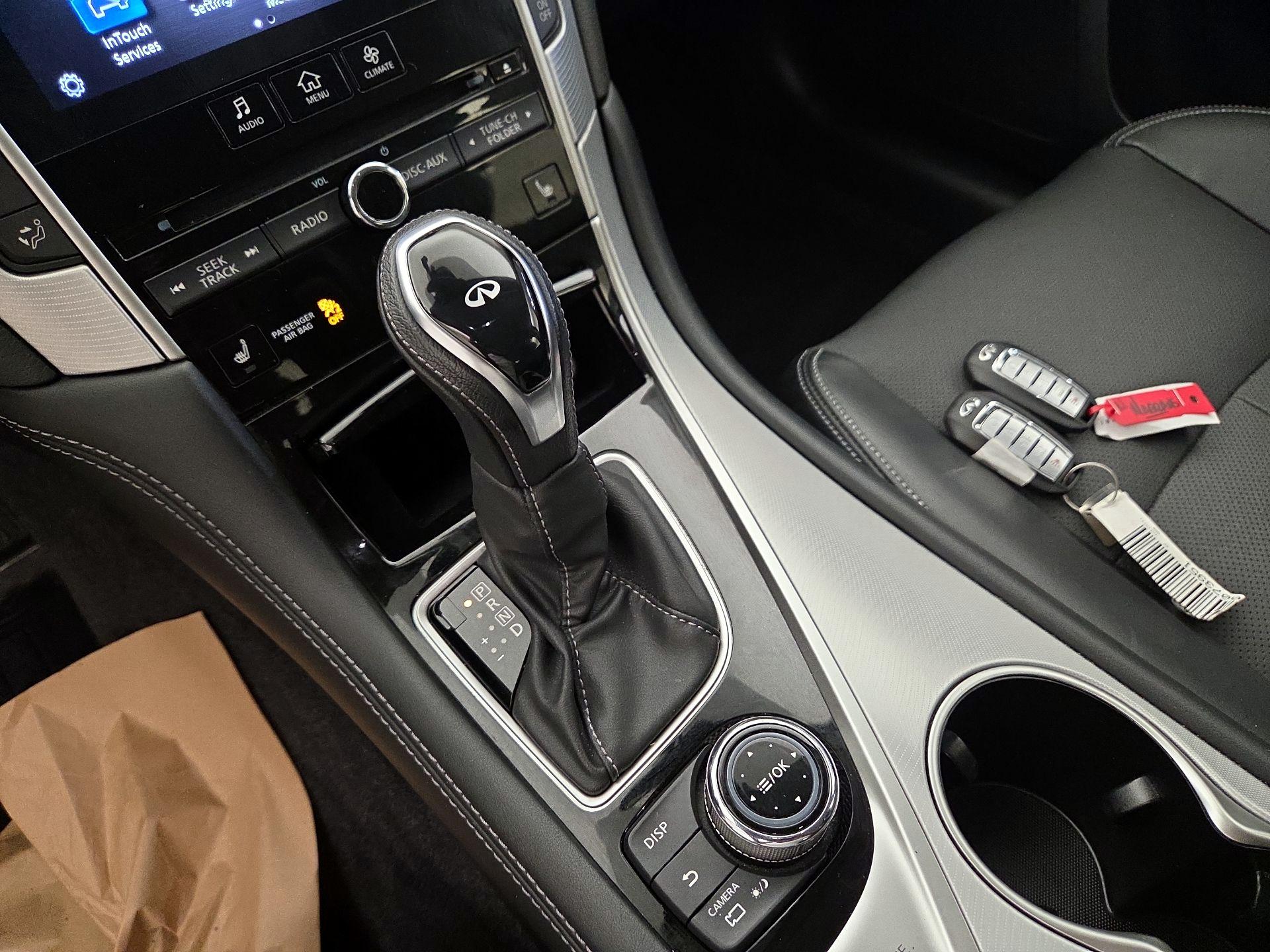 Thumbnail: 2022 INFINITI Q50 - 17