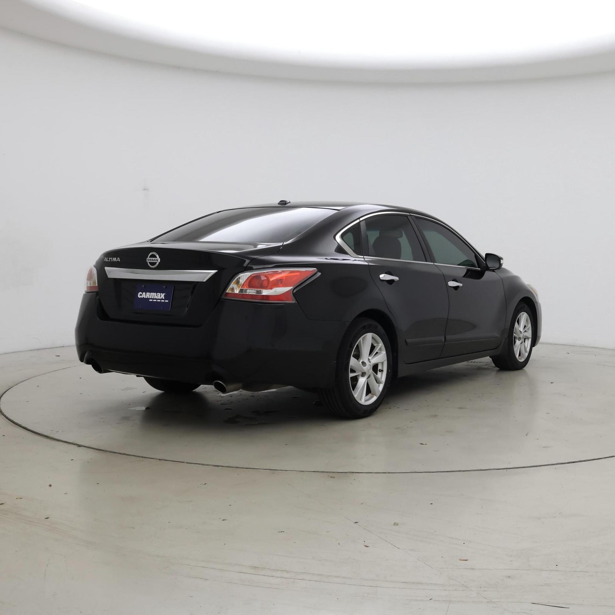 Thumbnail: 2015 Nissan Altima - 8