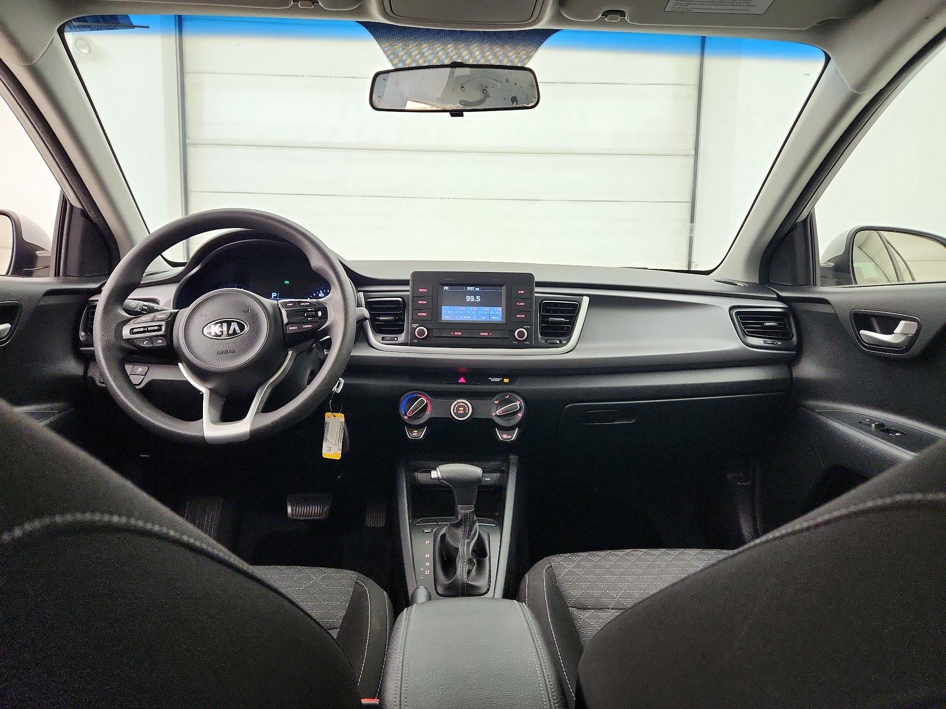Thumbnail: 2018 Kia Rio - 9