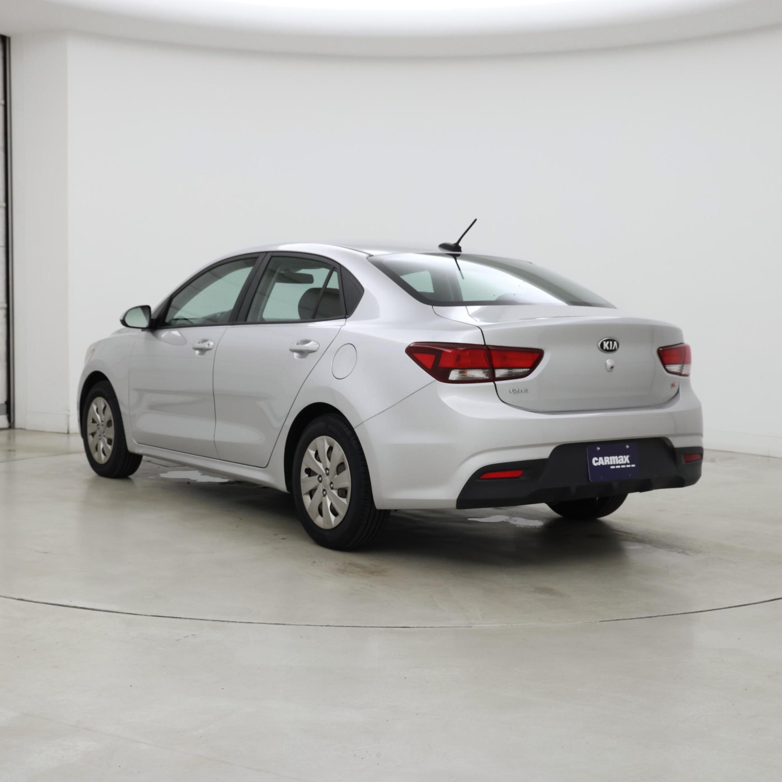 Thumbnail: 2018 Kia Rio - 2