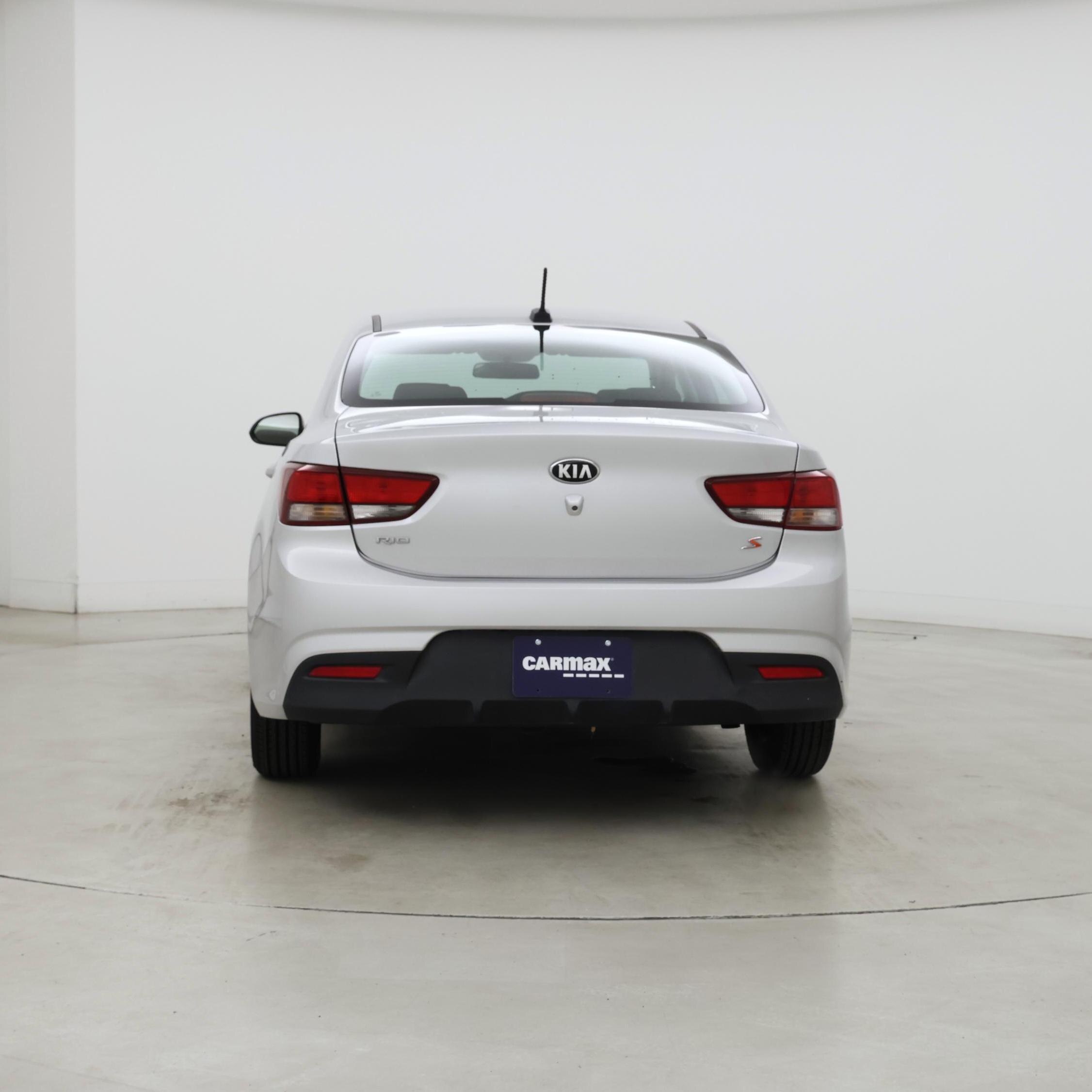 Thumbnail: 2018 Kia Rio - 6