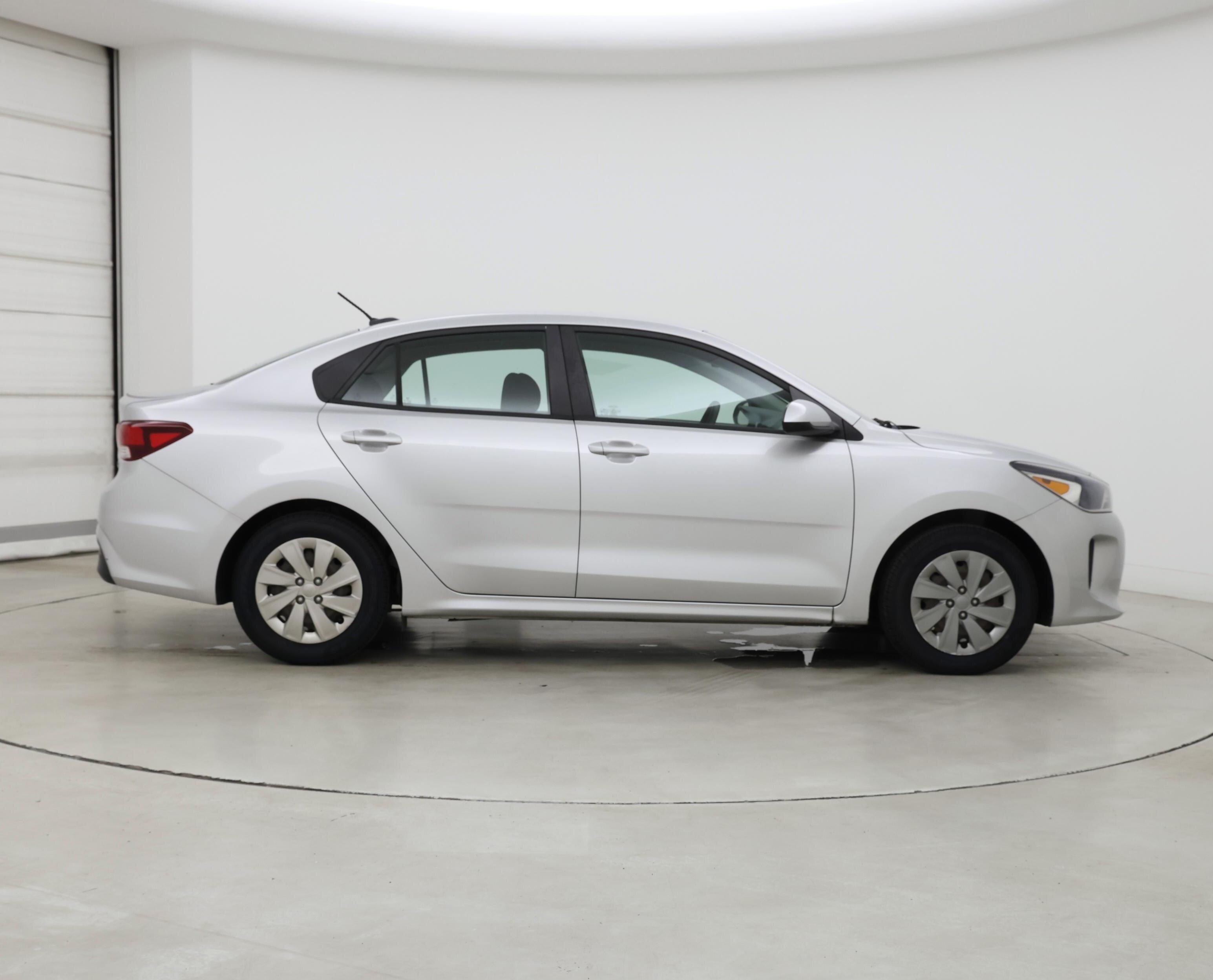 Thumbnail: 2018 Kia Rio - 7