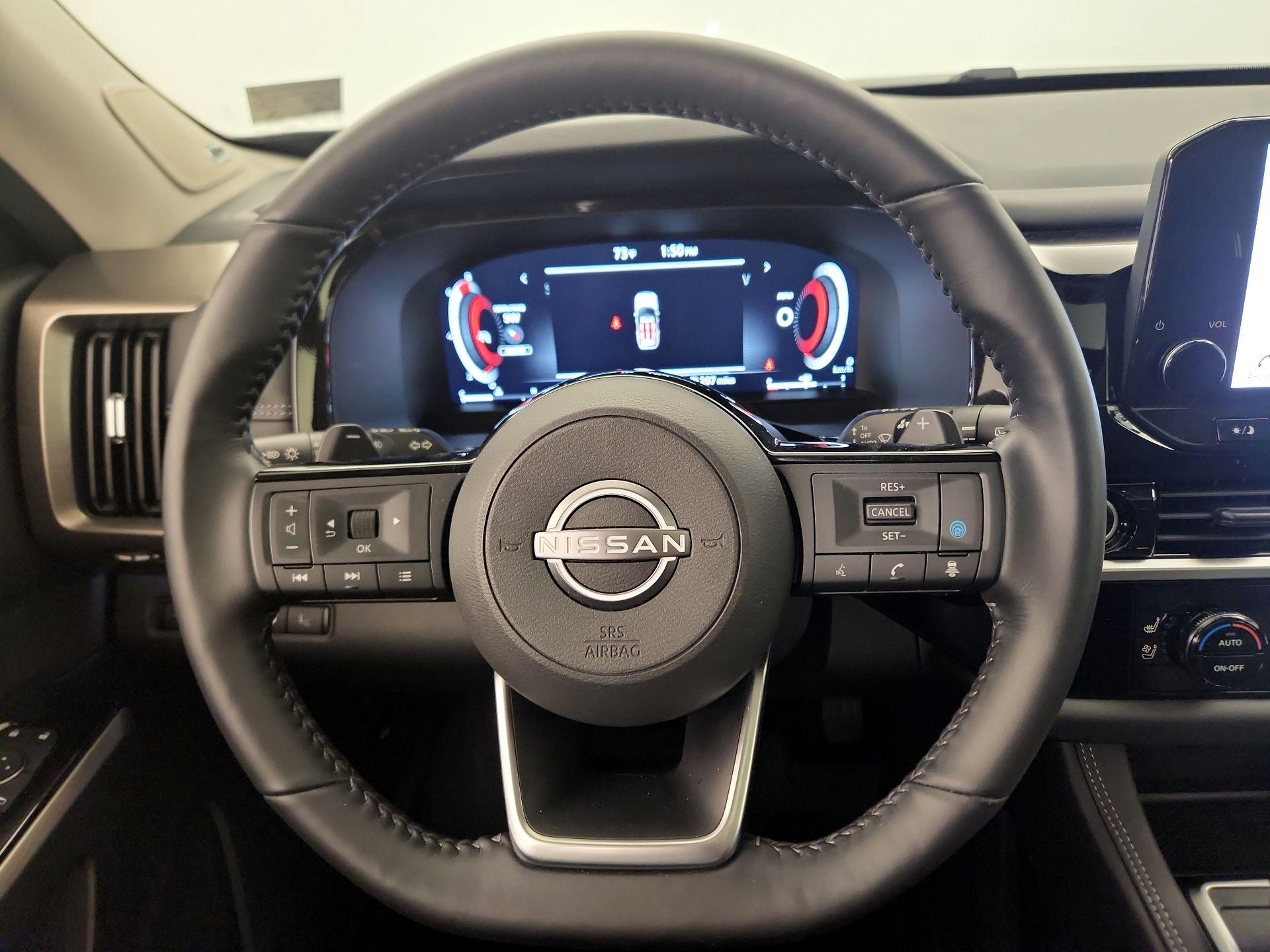 Thumbnail: 2024 Nissan Pathfinder - 10