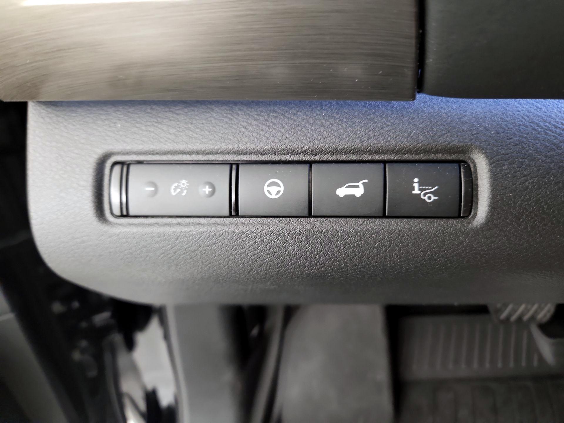 Thumbnail: 2024 Nissan Pathfinder - 13