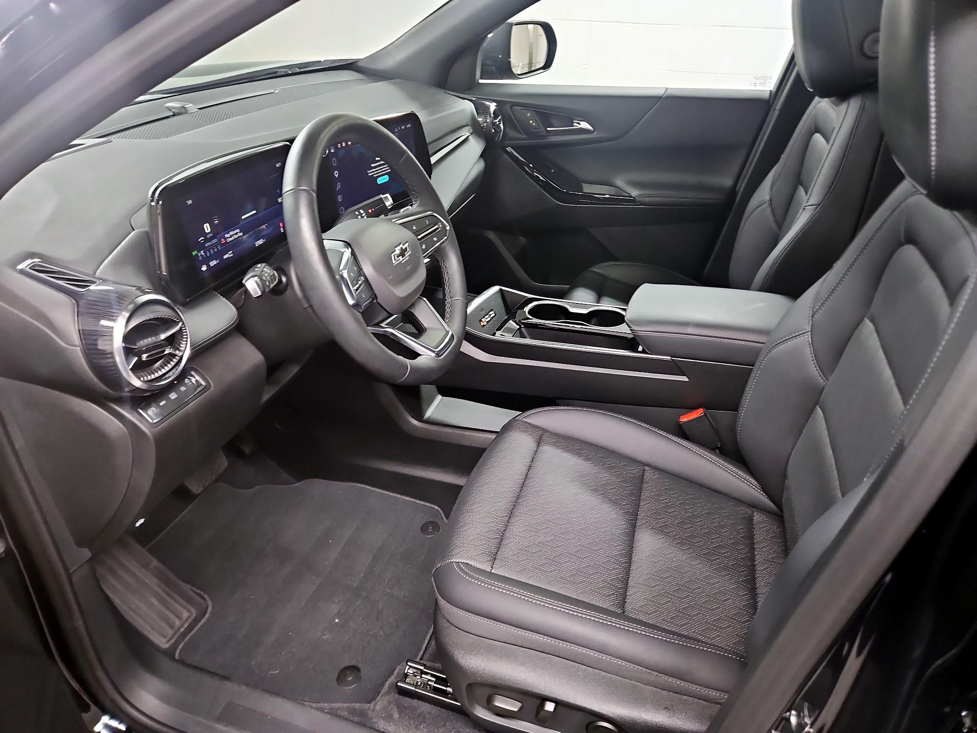 Thumbnail: 2025 Chevrolet Equinox - 11