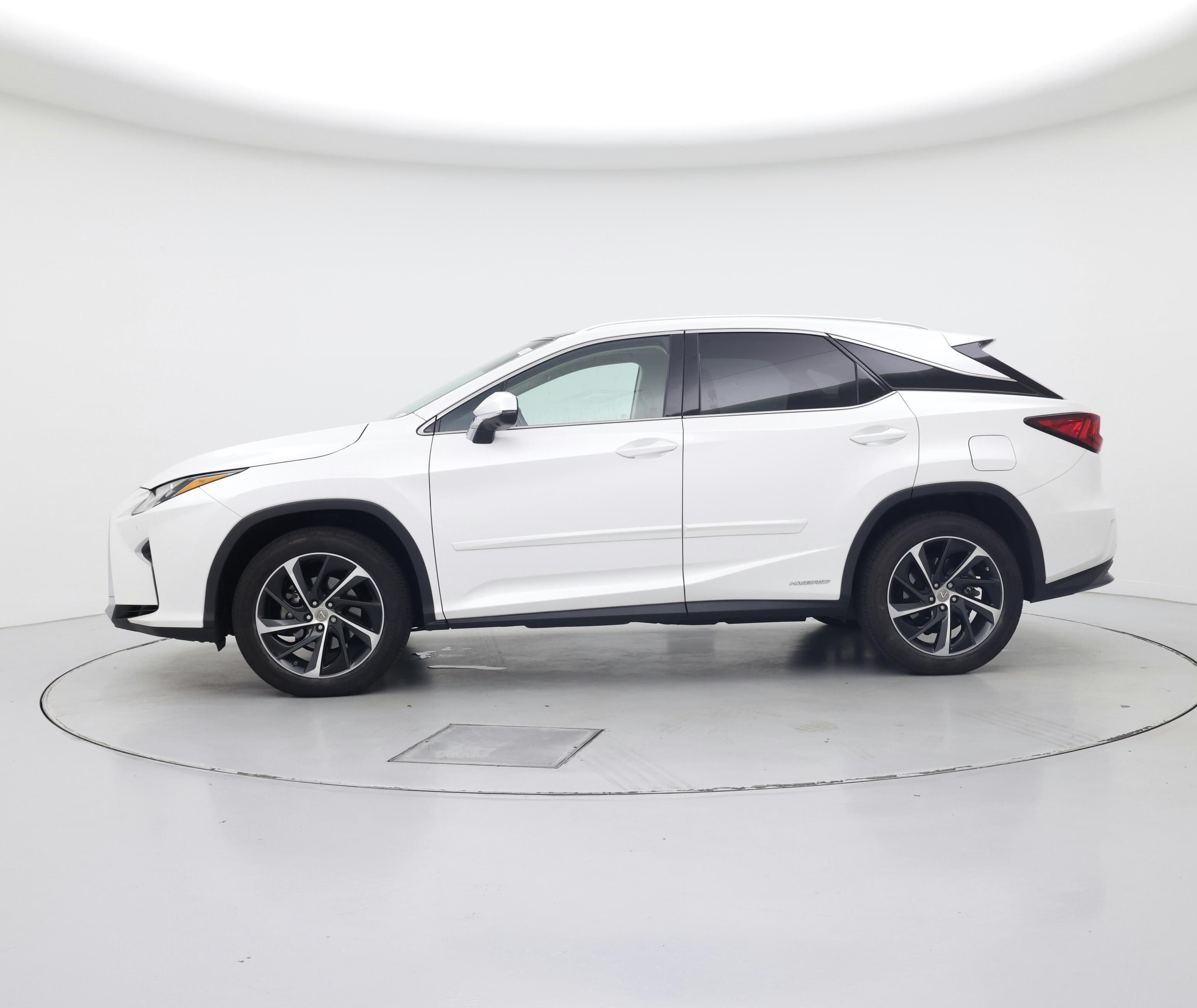 Thumbnail: 2017 Lexus RX - 3