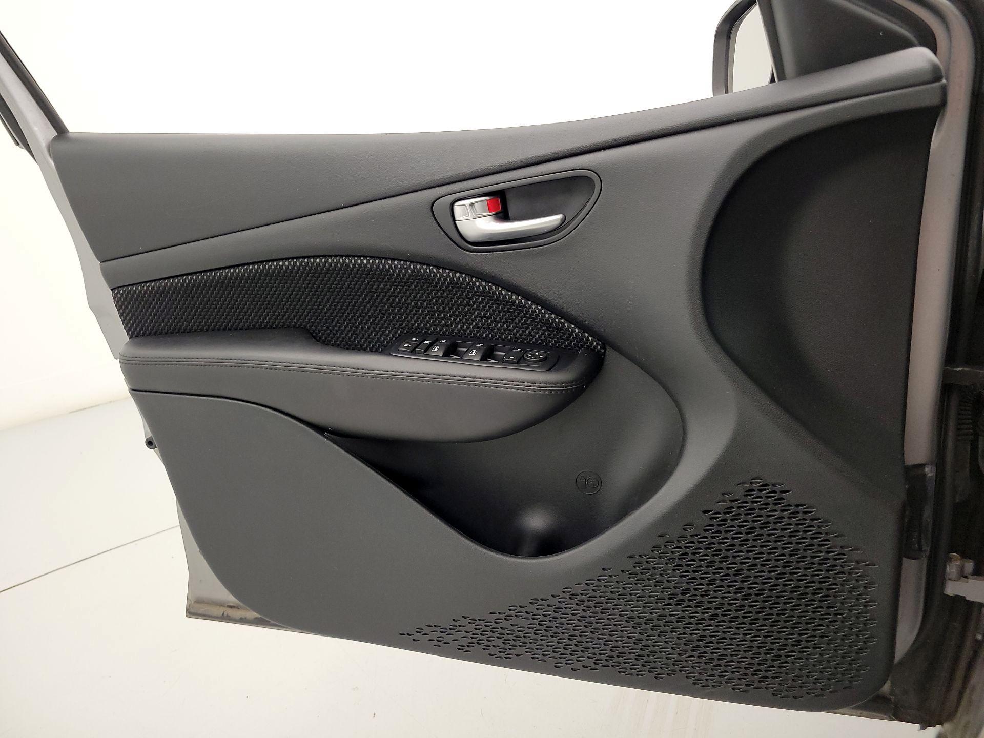 Thumbnail: 2016 Dodge Dart - 12