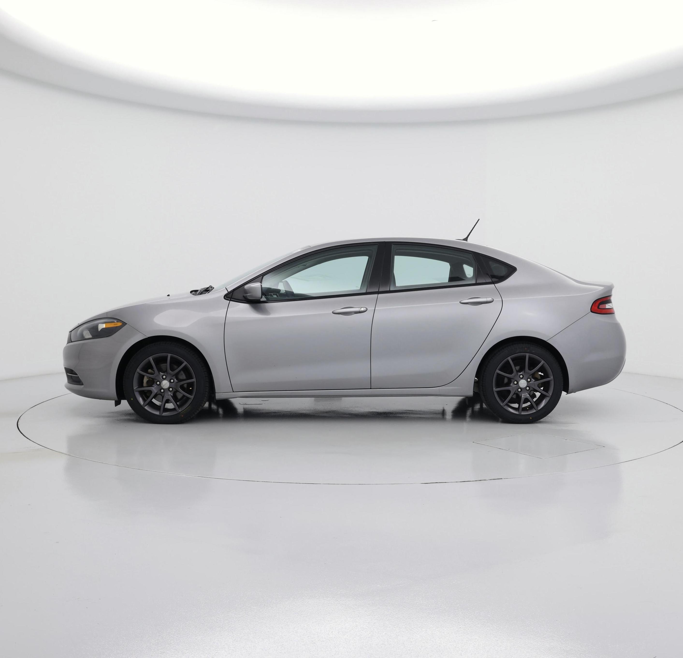 Thumbnail: 2016 Dodge Dart - 3
