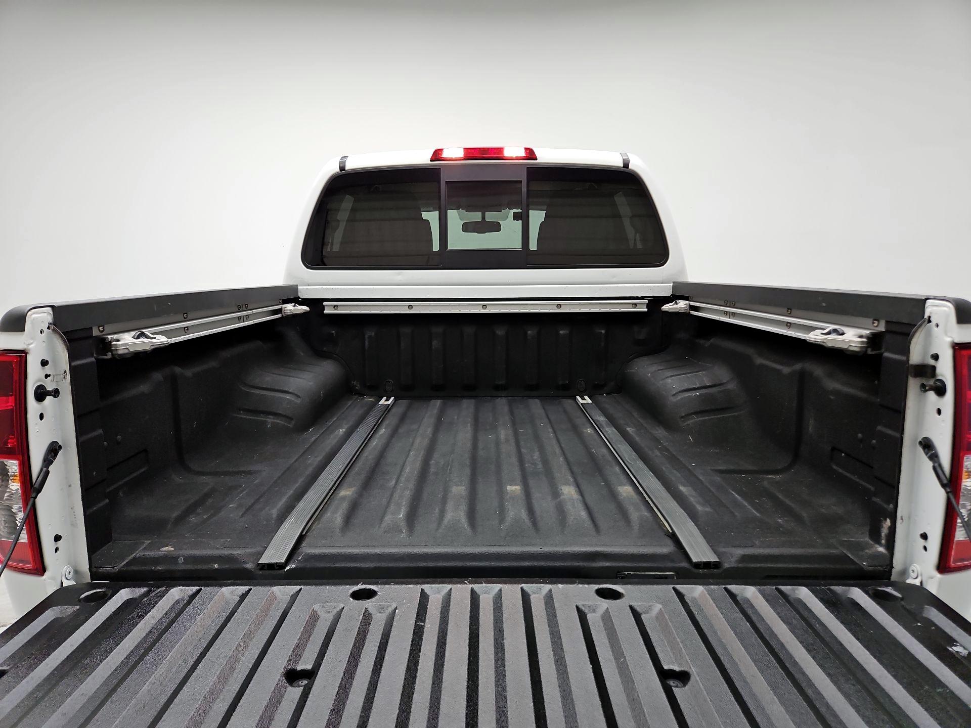 Thumbnail: 2020 Nissan Frontier - 19