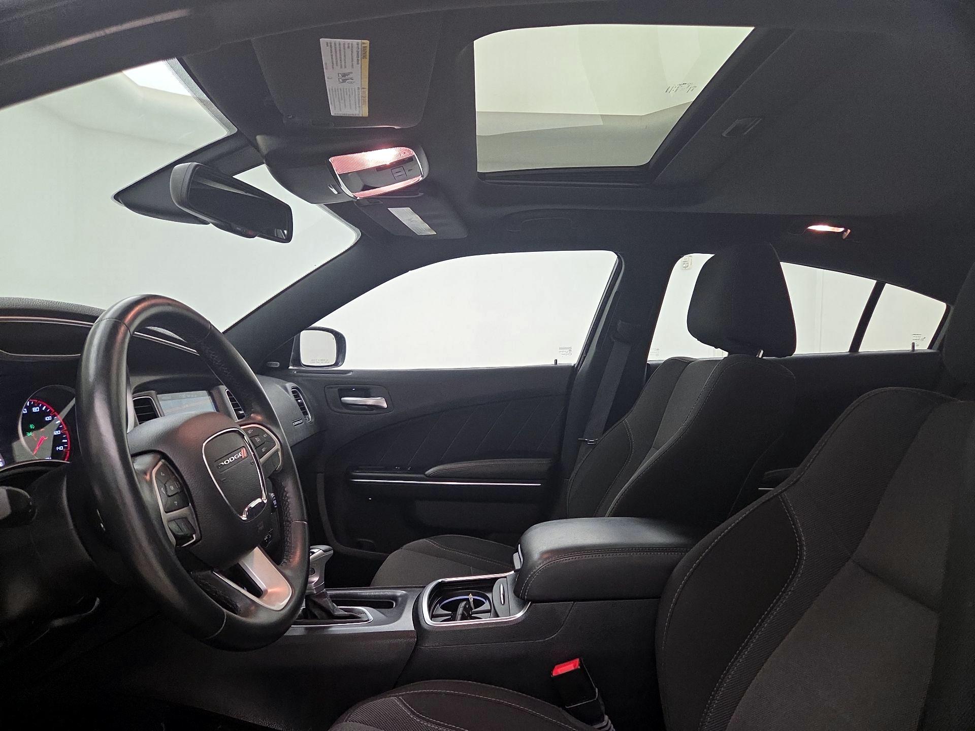 Thumbnail: 2015 Dodge Charger - 20