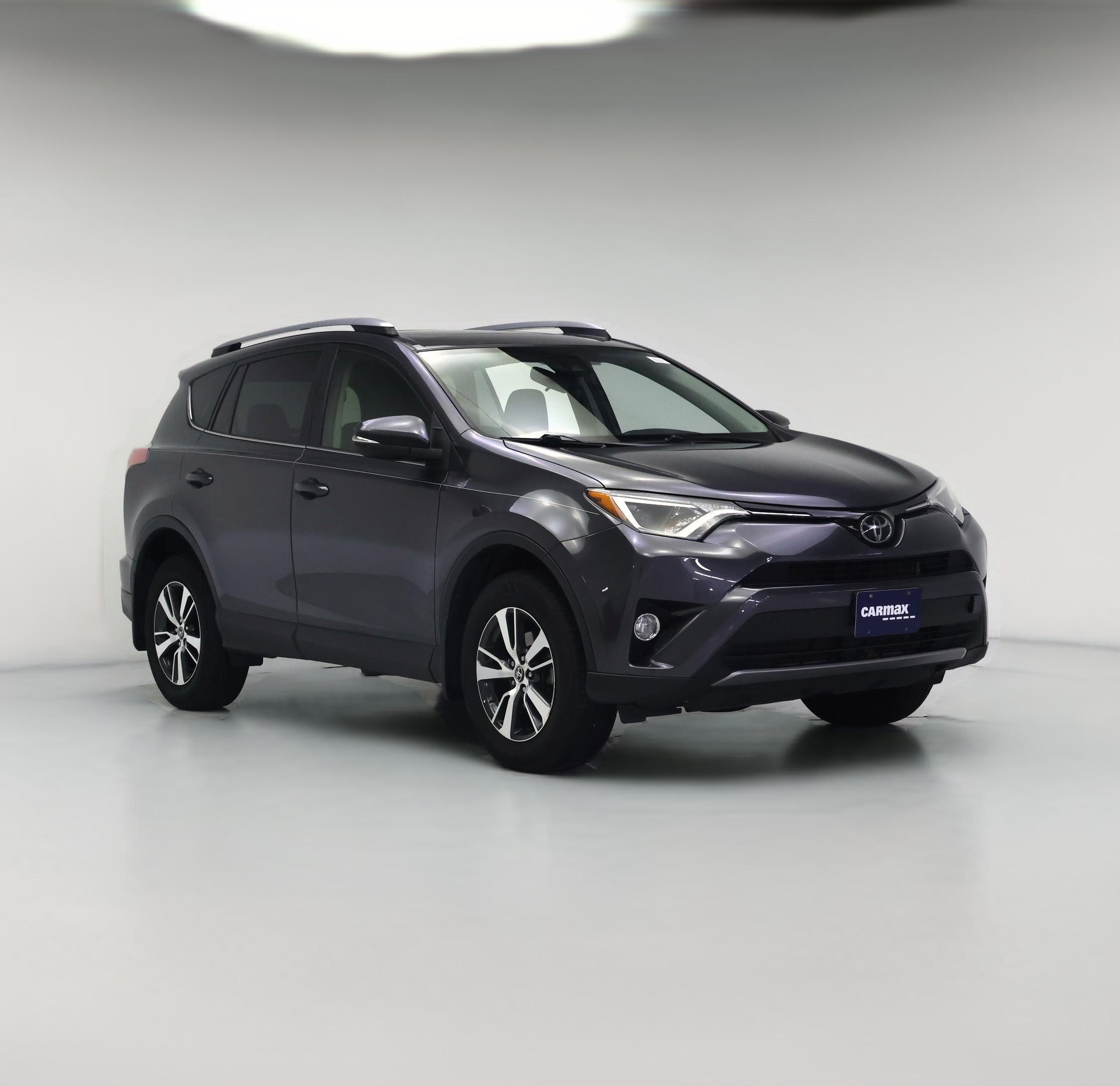 Thumbnail: 2018 Toyota RAV4 - 1